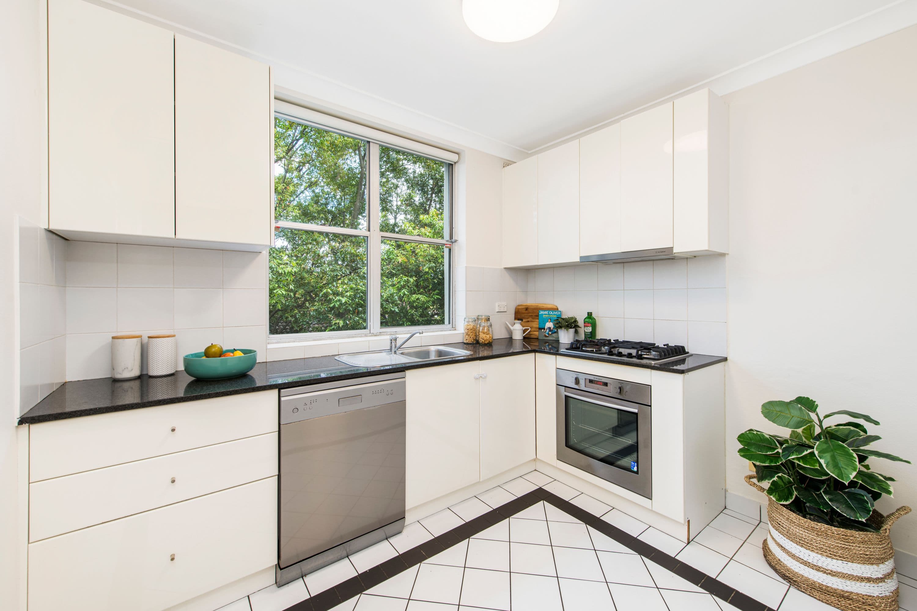 2/28 Moodie Street, Cammeray - Thumbnail 3