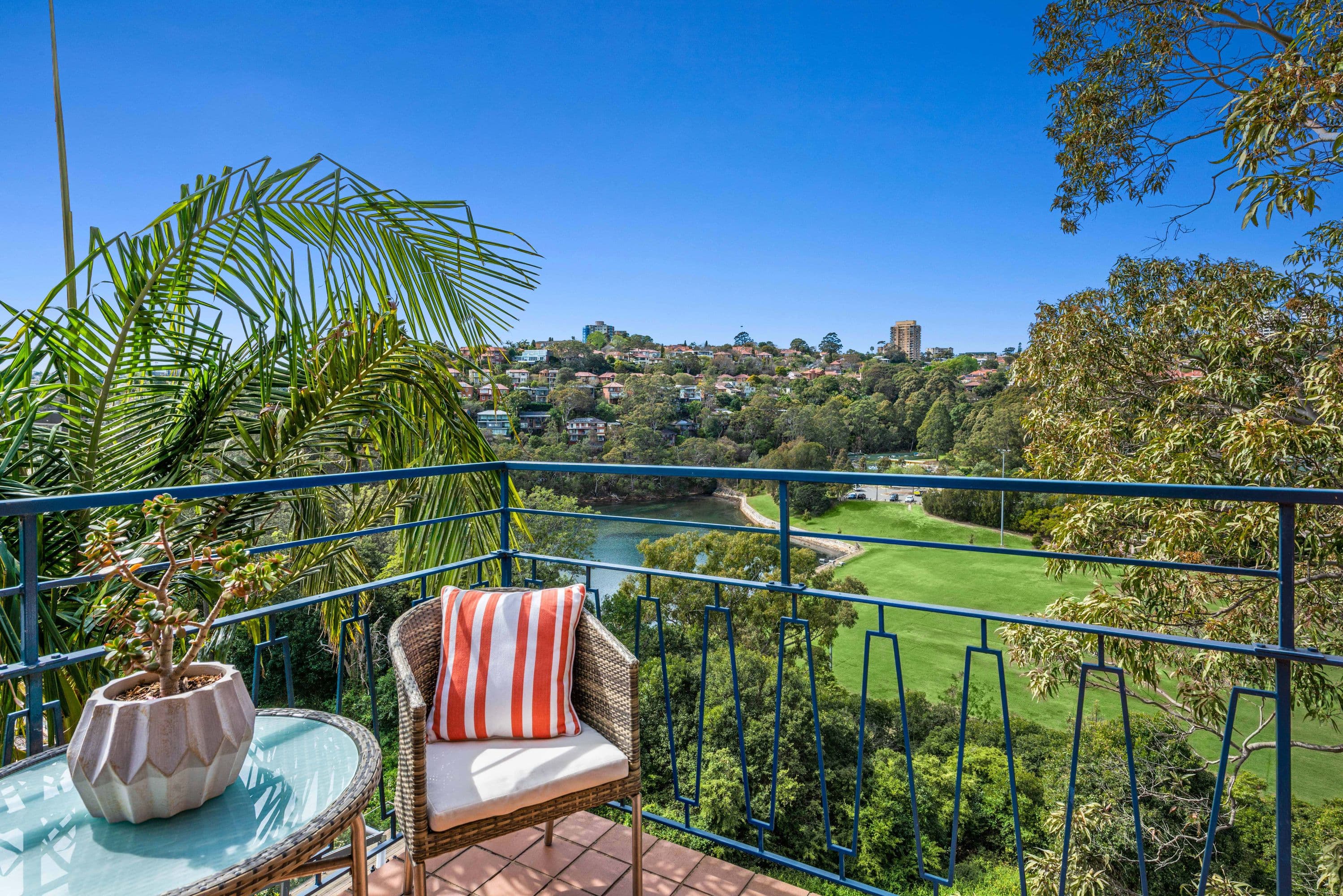 1/27 Churchill Crescent, Cammeray - Image 1