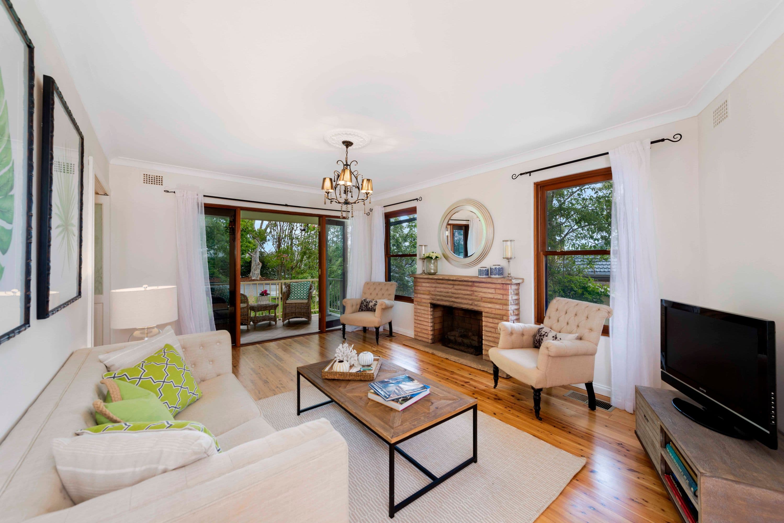 23 Gwydir Avenue, North Turramurra - Thumbnail 2
