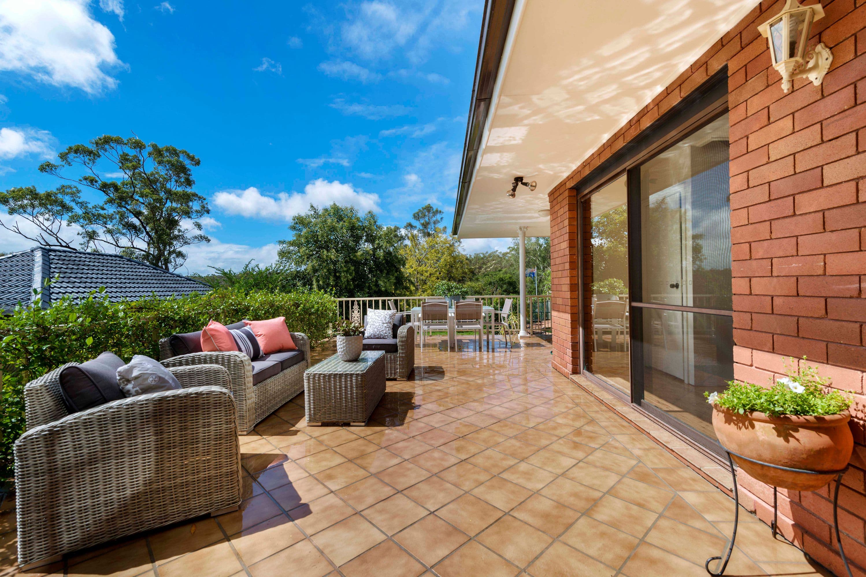 23 Gwydir Avenue, North Turramurra - Thumbnail 3