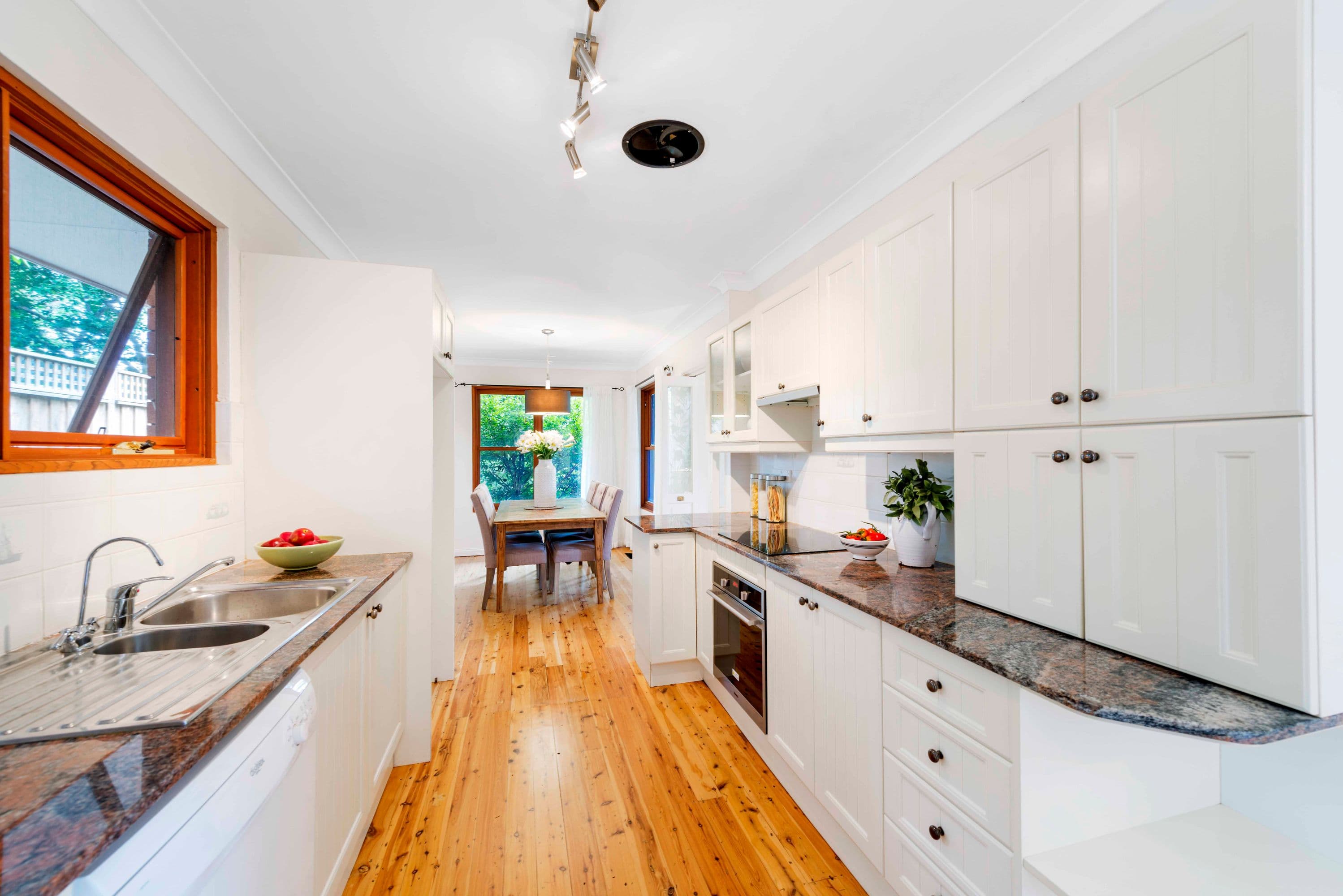23 Gwydir Avenue, North Turramurra - Thumbnail 7