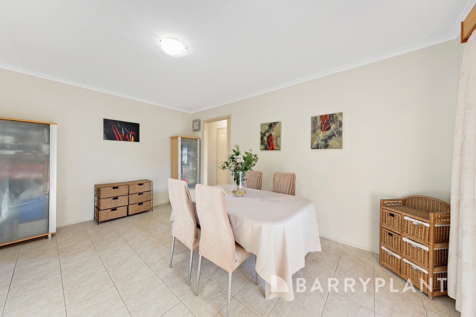 2 Milford Close, Albanvale, VIC 3021, Albanvale - Thumbnail 3