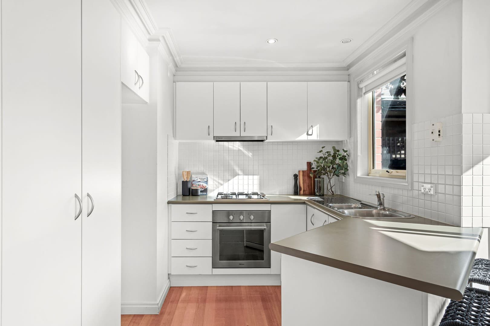 2/23 Ramsay Street, Aberfeldie, VIC 3040, Aberfeldie - Thumbnail 6