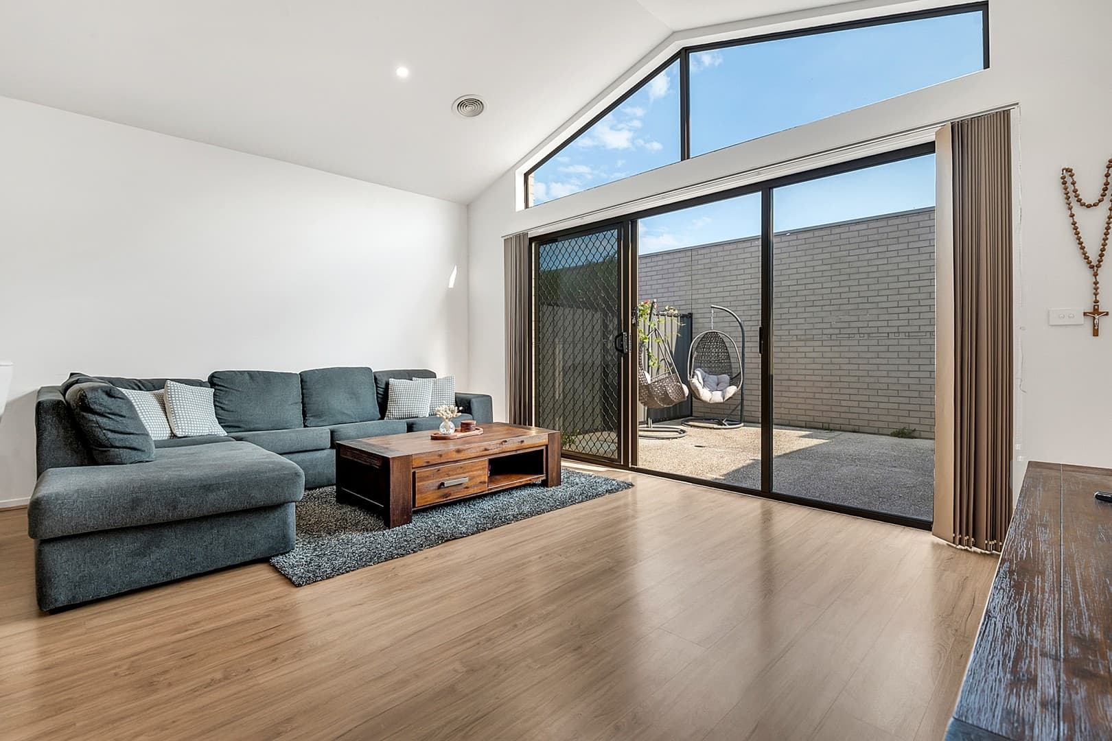 8 Viewrise Walk, Craigieburn, VIC 3064, Craigieburn - Thumbnail 5