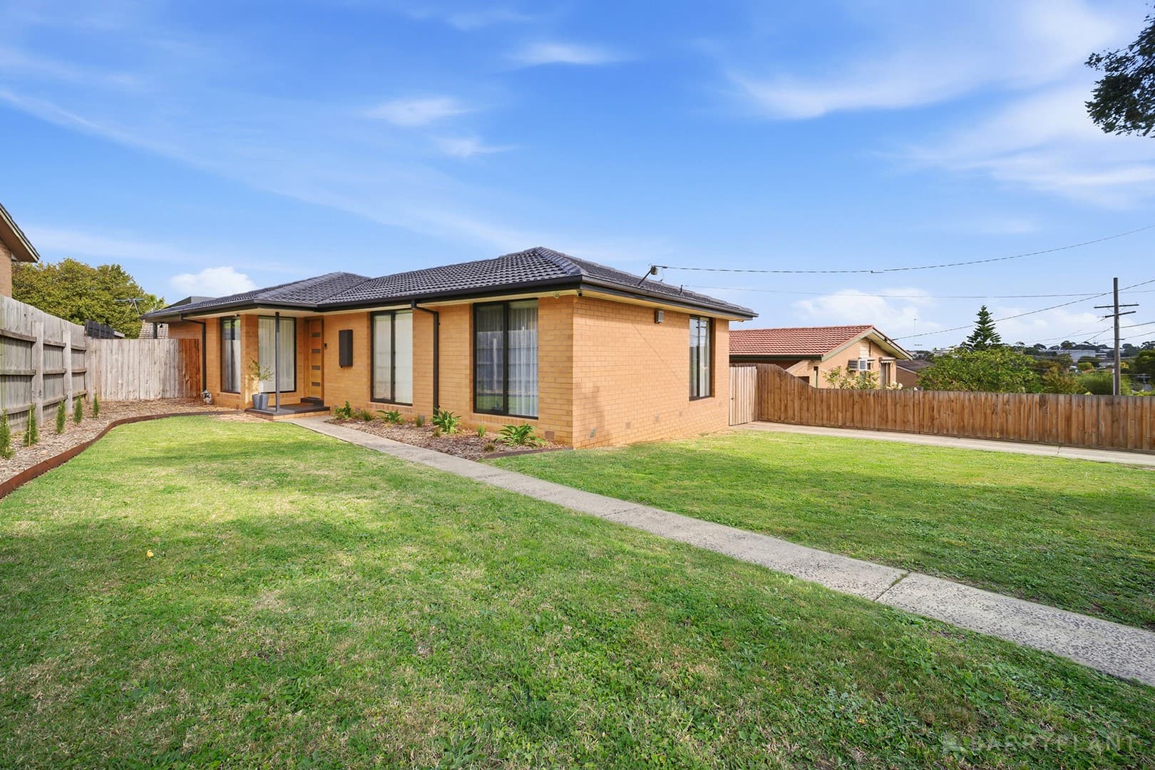 16 Silverton Drive, Noble Park North, VIC 3174, Noble Park North - Thumbnail 5
