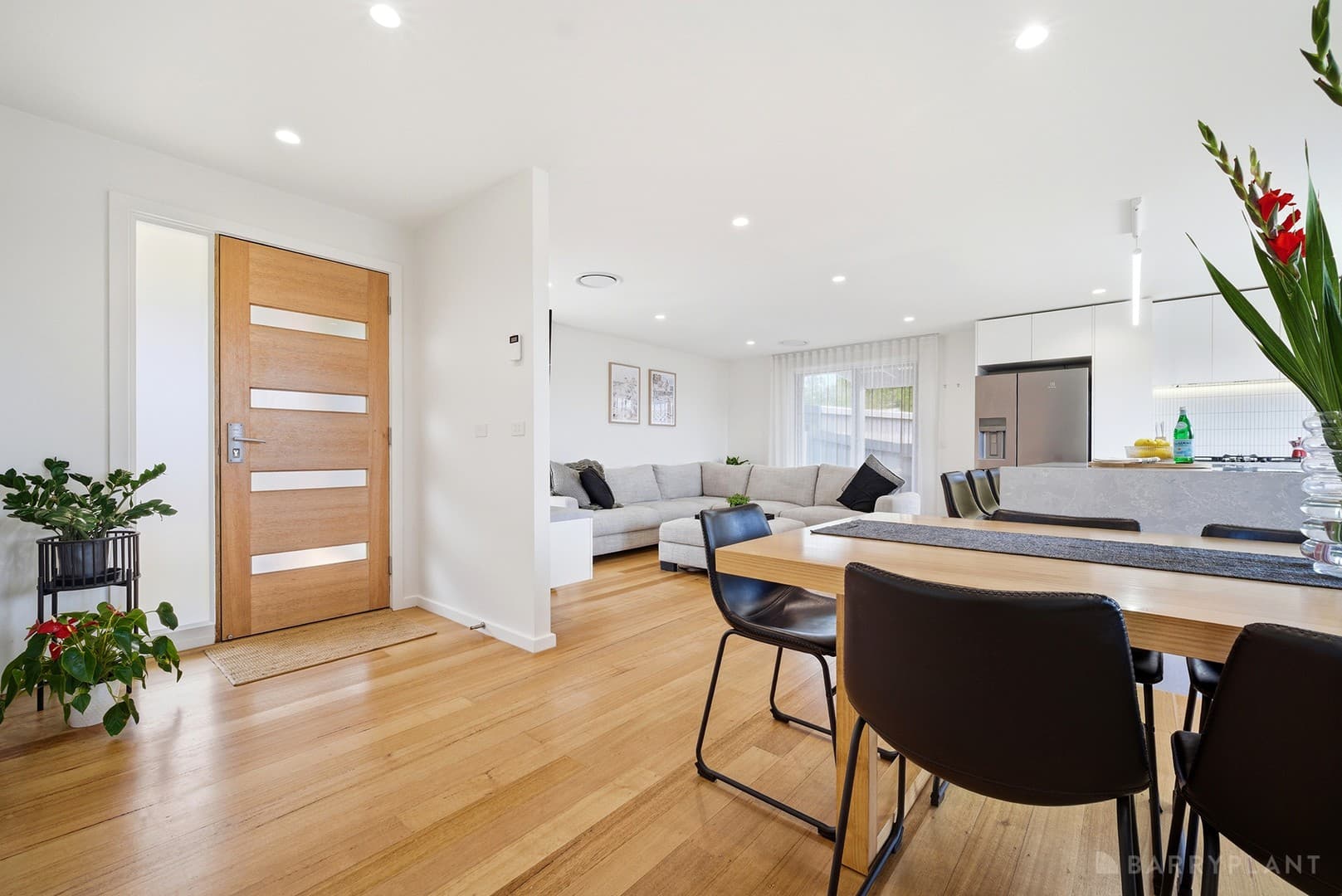 16 Silverton Drive, Noble Park North, VIC 3174, Noble Park North - Thumbnail 6
