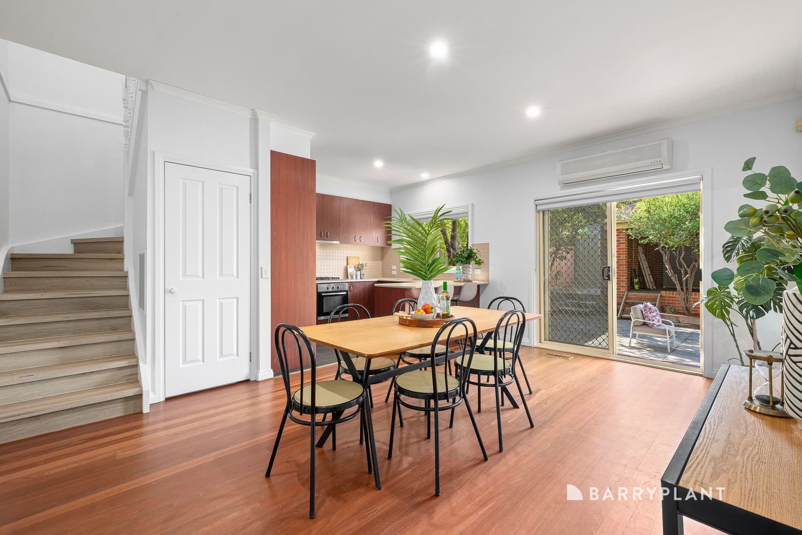 18 Westwood Drive, Mill Park, VIC 3082, Mill Park - Thumbnail 4