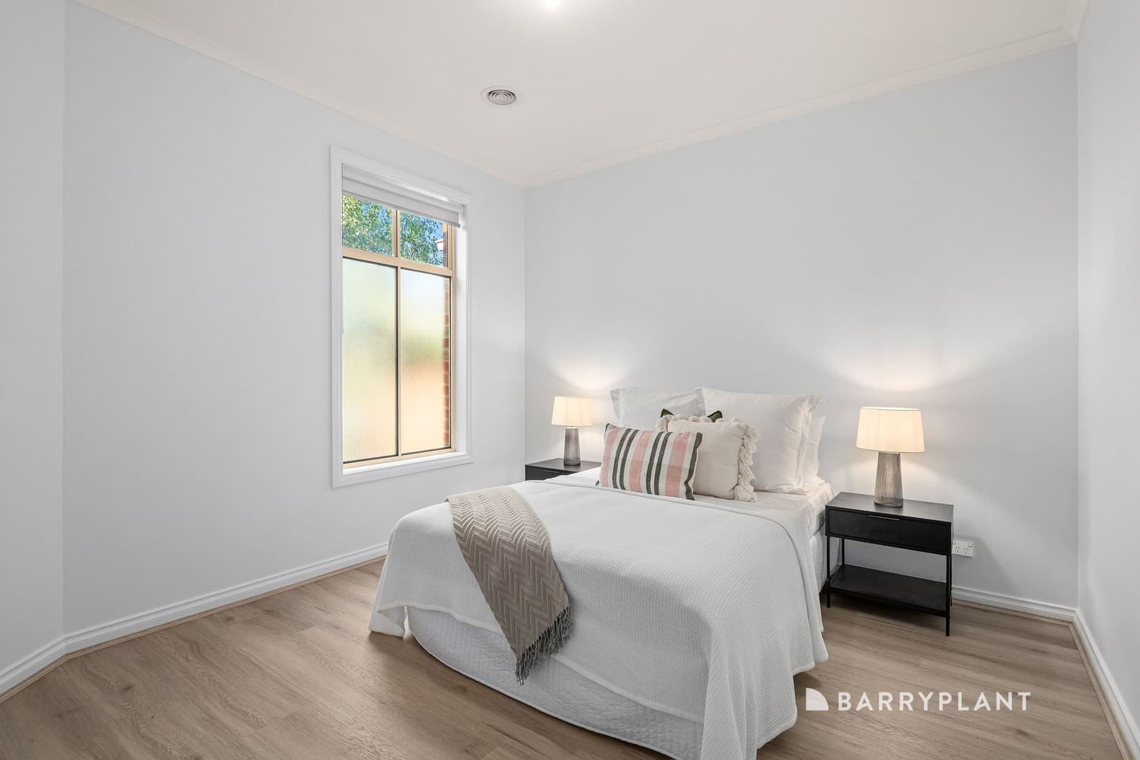 18 Westwood Drive, Mill Park, VIC 3082, Mill Park - Thumbnail 6