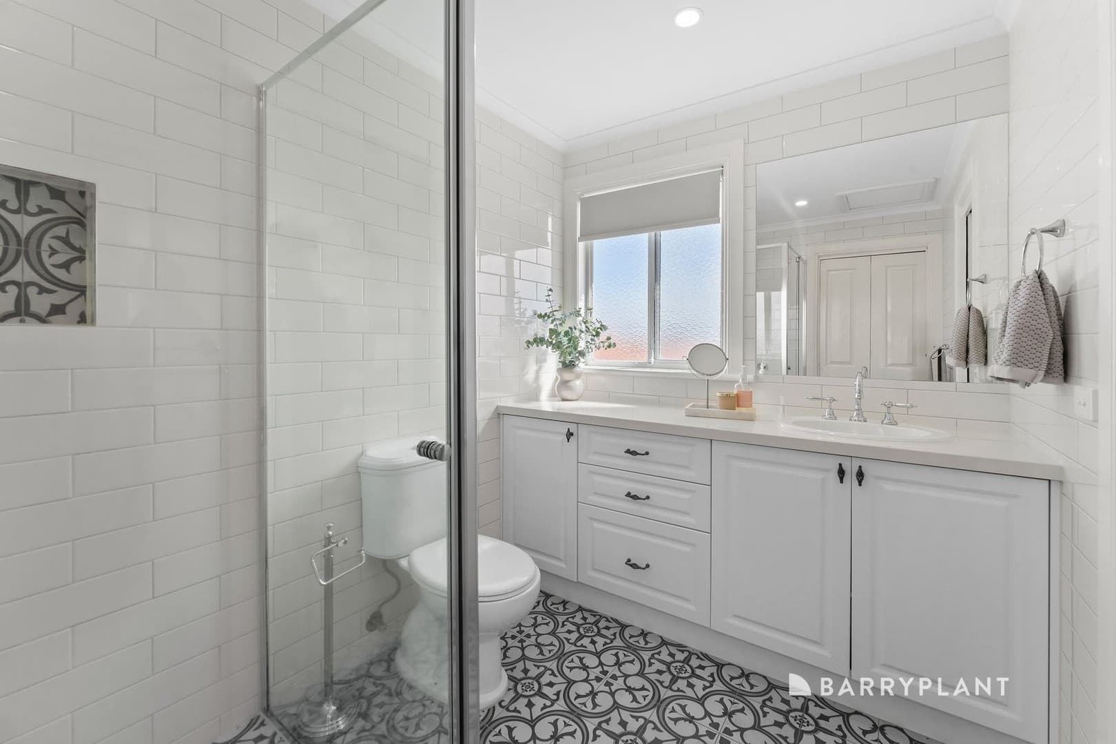 1 Buick Crescent, Mill Park, VIC 3082, Mill Park - Thumbnail 8