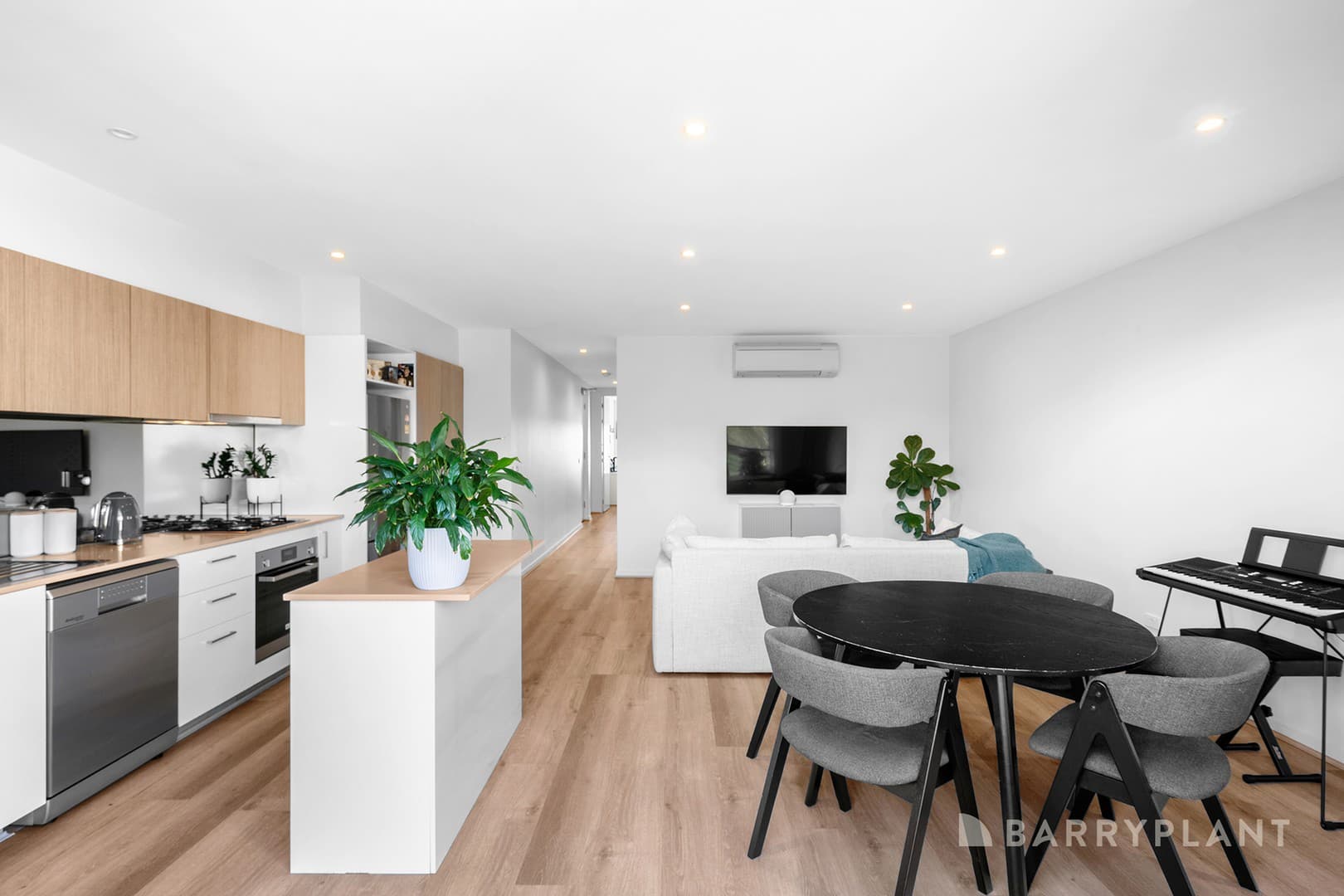 201/11 Collared Close, Bundoora, VIC 3083, Bundoora - Thumbnail 5