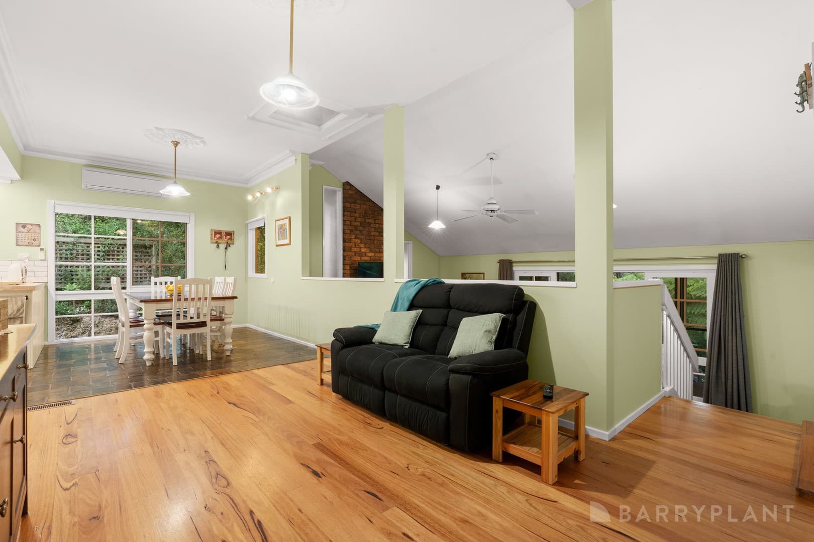11 Symons Road, Avonsleigh, VIC 3782, Avonsleigh - Thumbnail 4