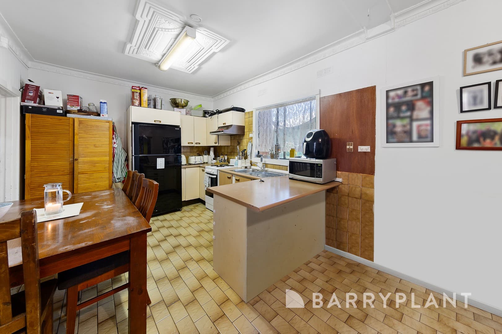 76 Helen Street, St Albans, VIC 3021, St Albans - Thumbnail 4