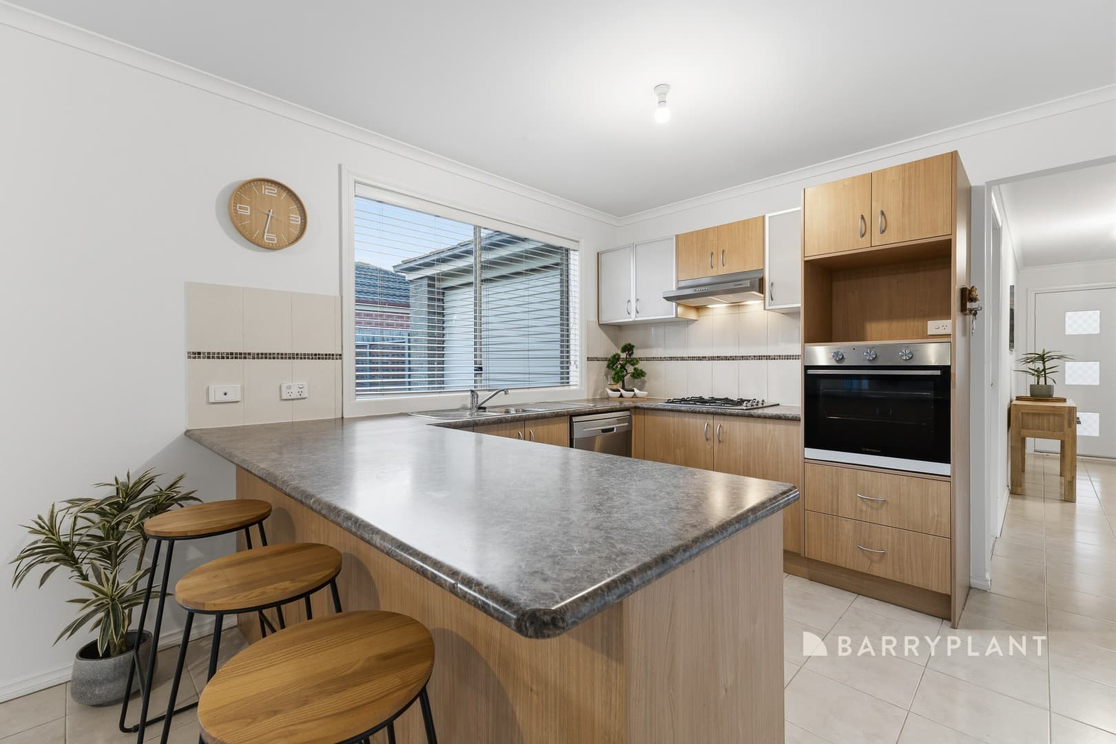 9 Sweet Pea Drive, Pakenham, VIC 3810, Pakenham - Thumbnail 2