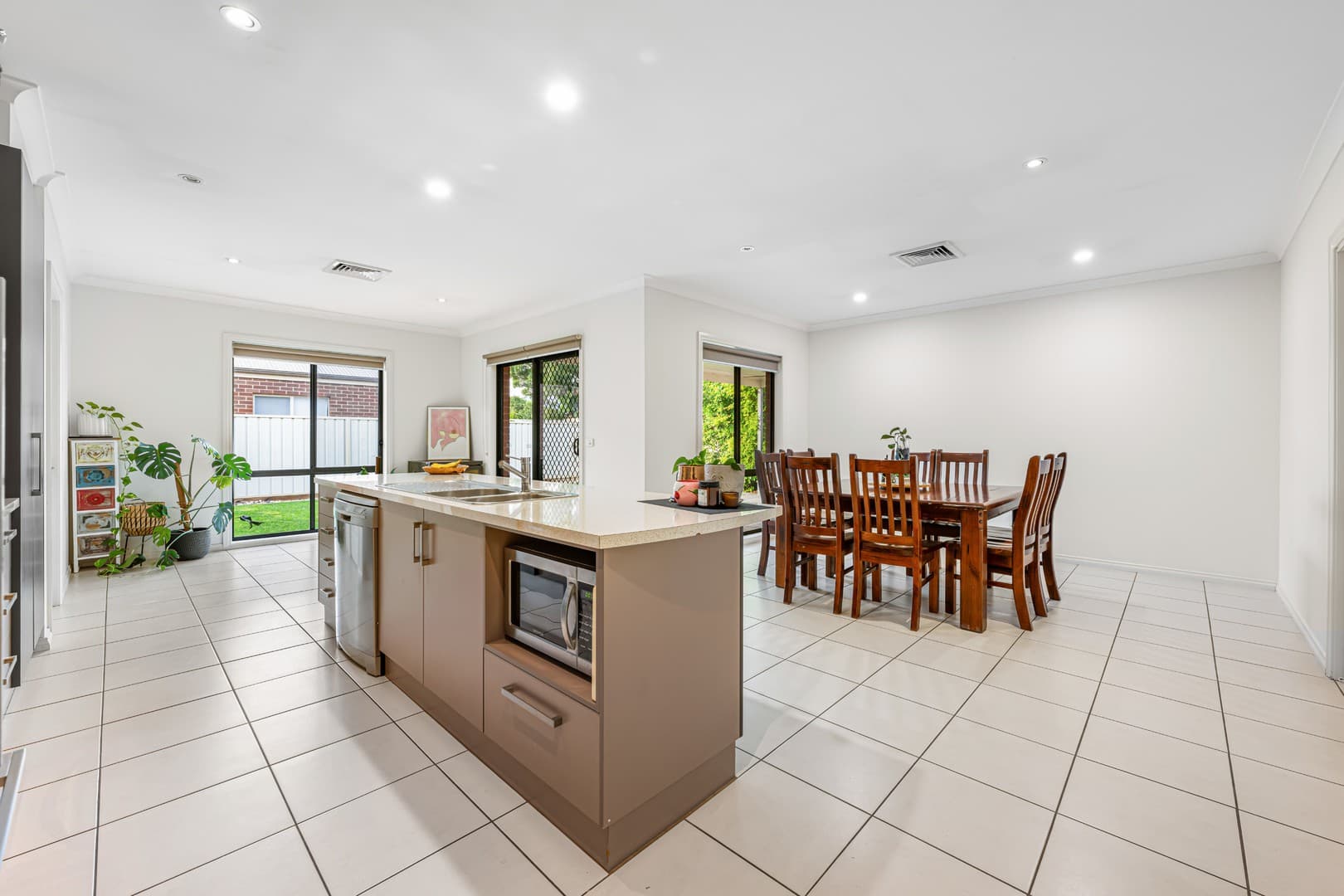 23 Condor Drive, Mildura, VIC 3500, Mildura - Thumbnail 2