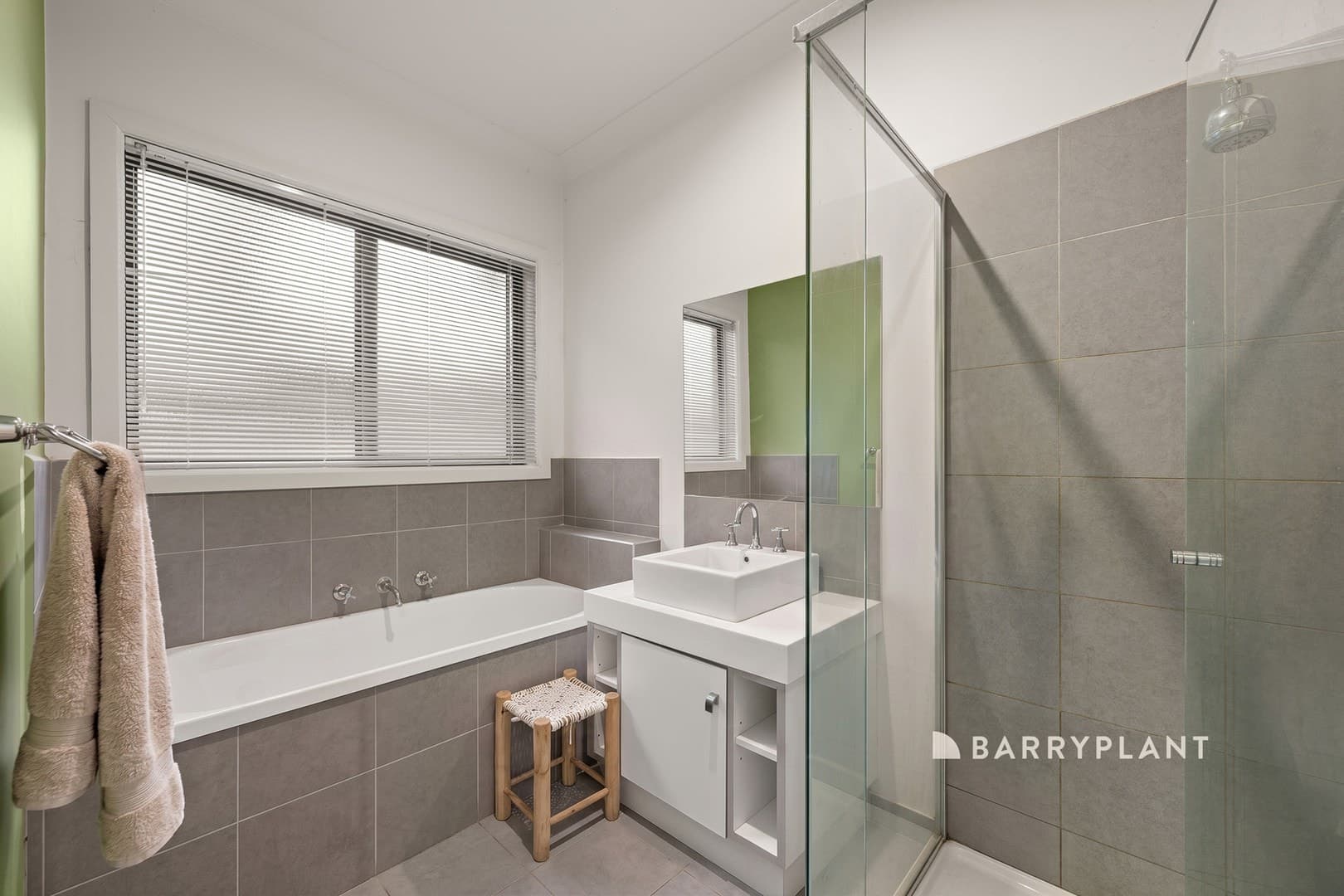 14 Reidel Avenue, Pakenham, VIC 3810, Pakenham - Thumbnail 7