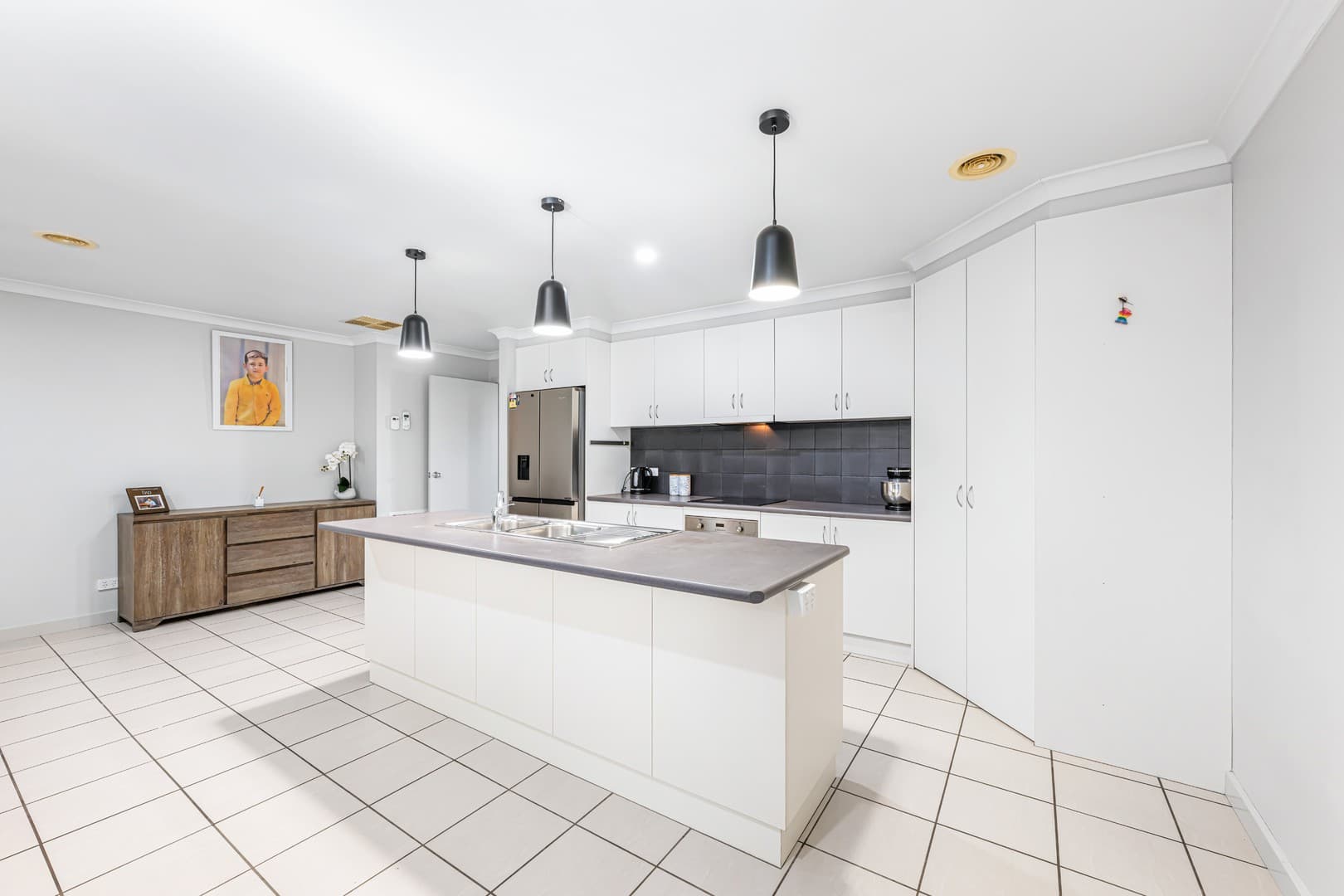 4 Leichhardt Drive, Mildura, VIC 3500, Mildura - Thumbnail 3