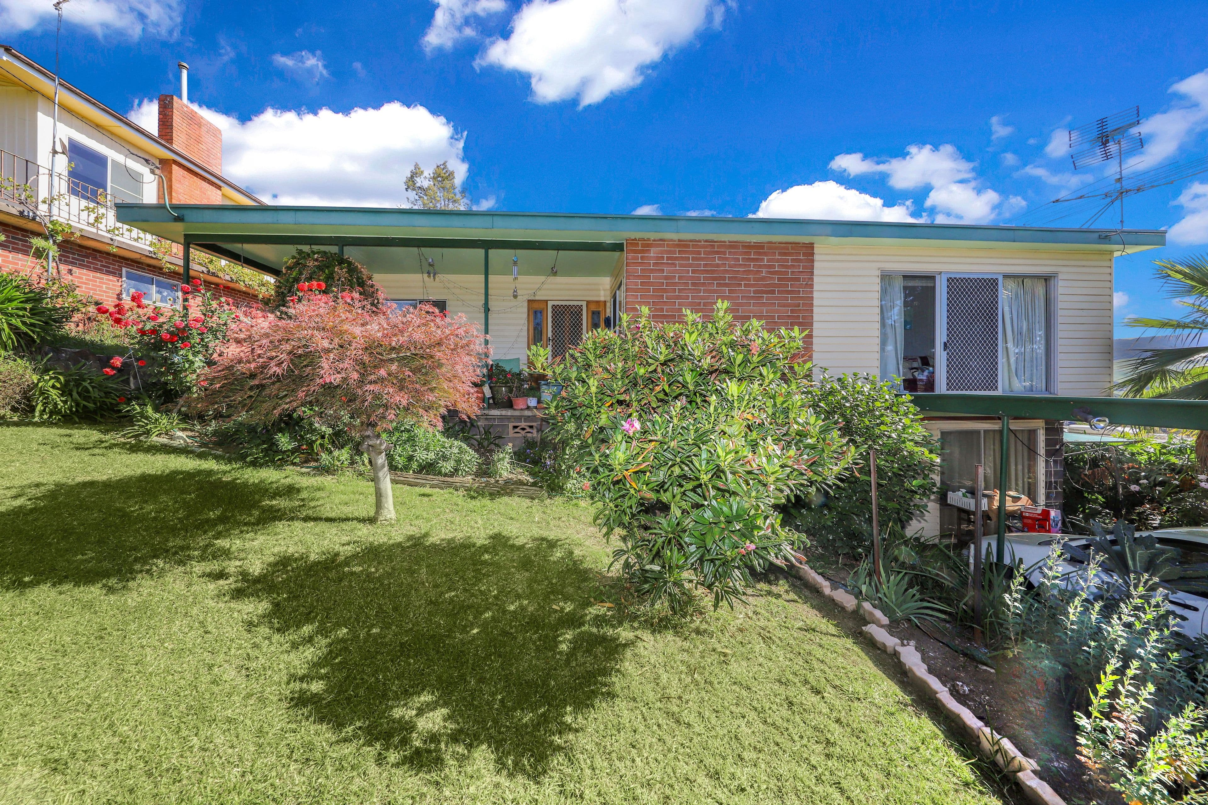 33 Dalhunty Street, Tumut NSW 2720, Tumut - Thumbnail 2