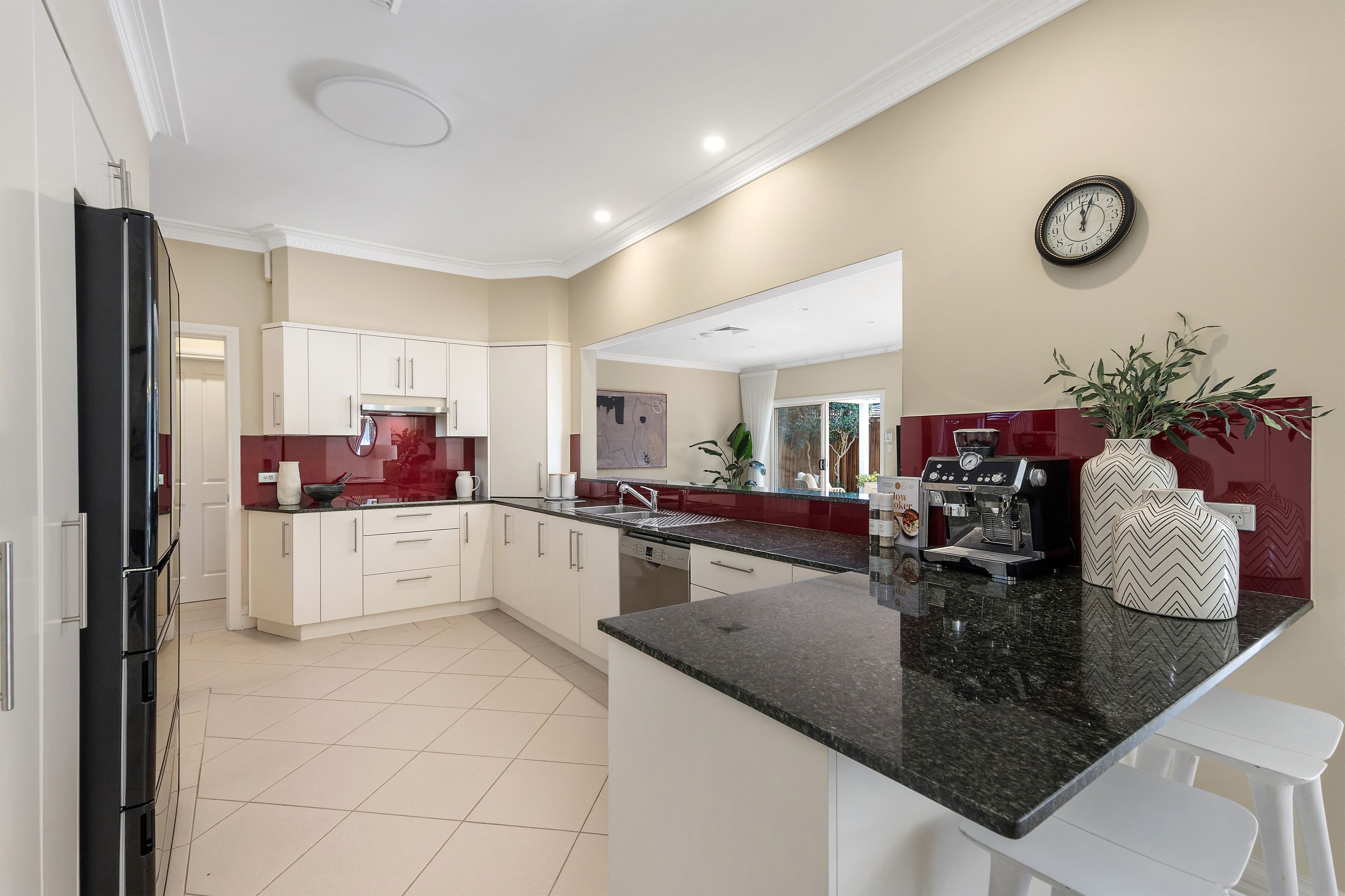 4 Larbert Avenue, Wahroonga NSW 2076, Wahroonga - Thumbnail 4