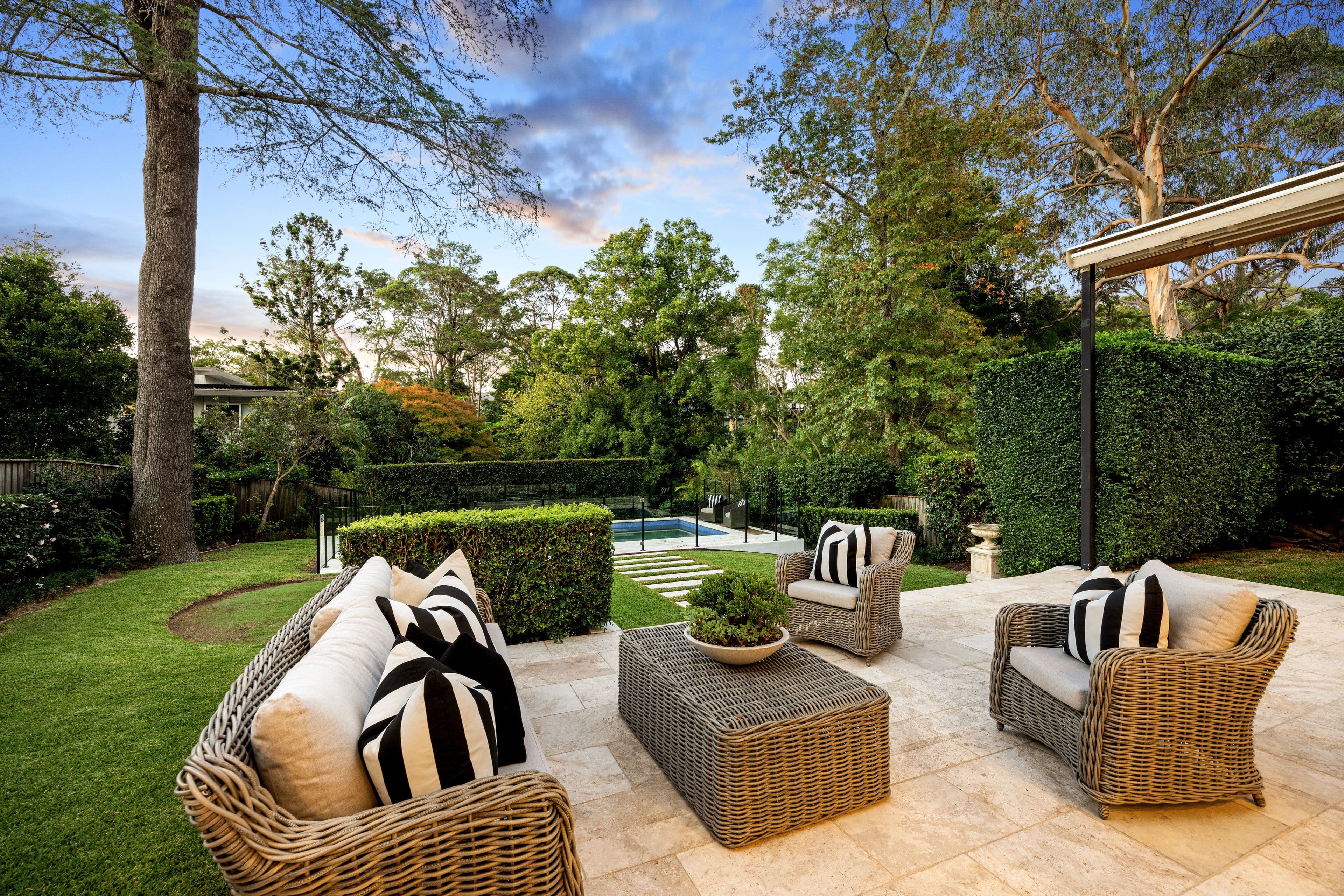 22 Lawson Parade, St Ives NSW 2075, St Ives - Thumbnail 2