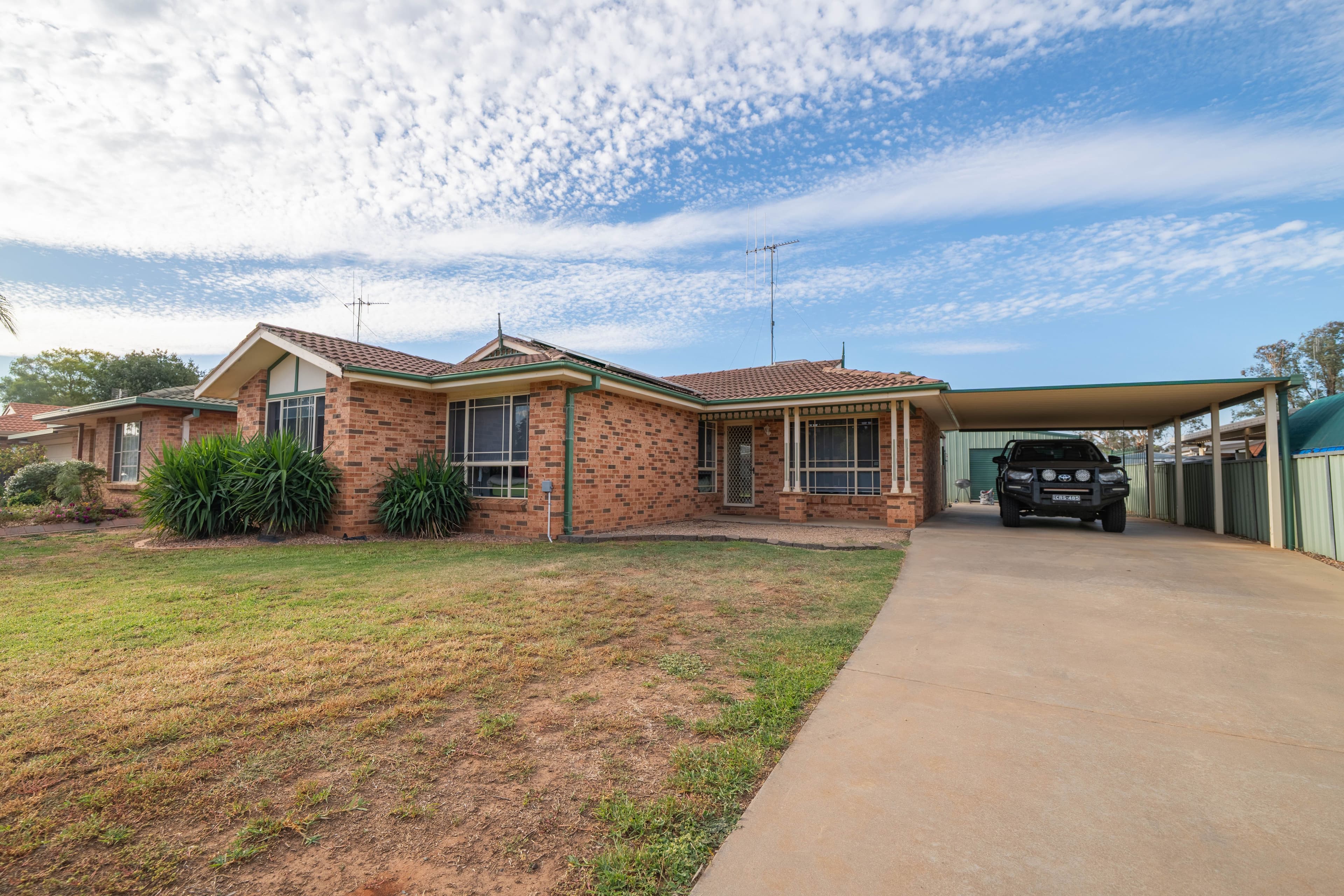 8 Ebelina Crescent, Parkes NSW 2870, Parkes - Image 1