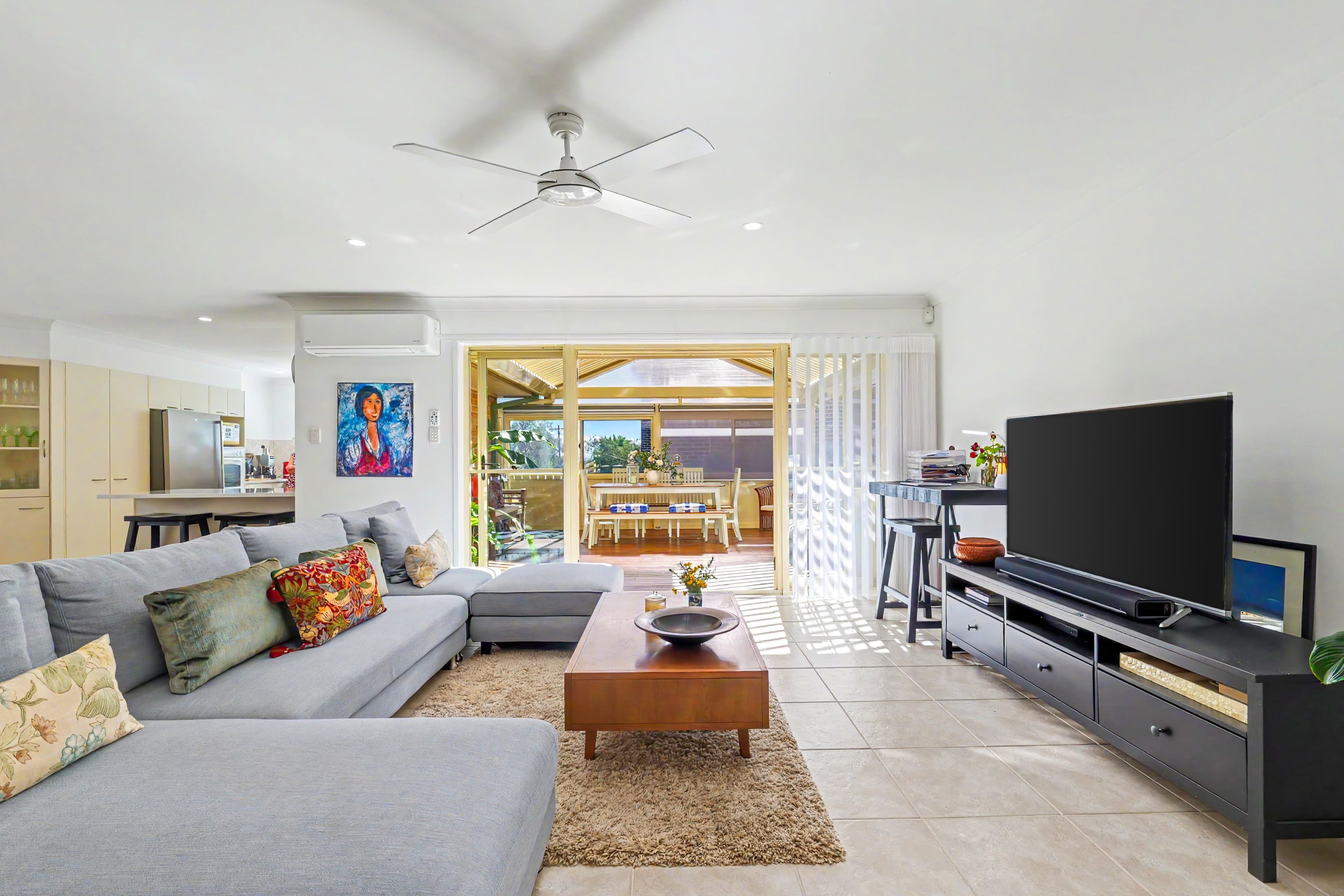 44 Germaine Avenue, Bateau Bay NSW 2261, Bateau Bay - Thumbnail 2