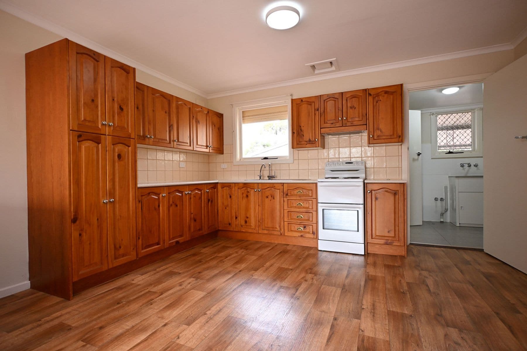 24 Hicks Street, Port Augusta SA 5700, Port Augusta - Thumbnail 2