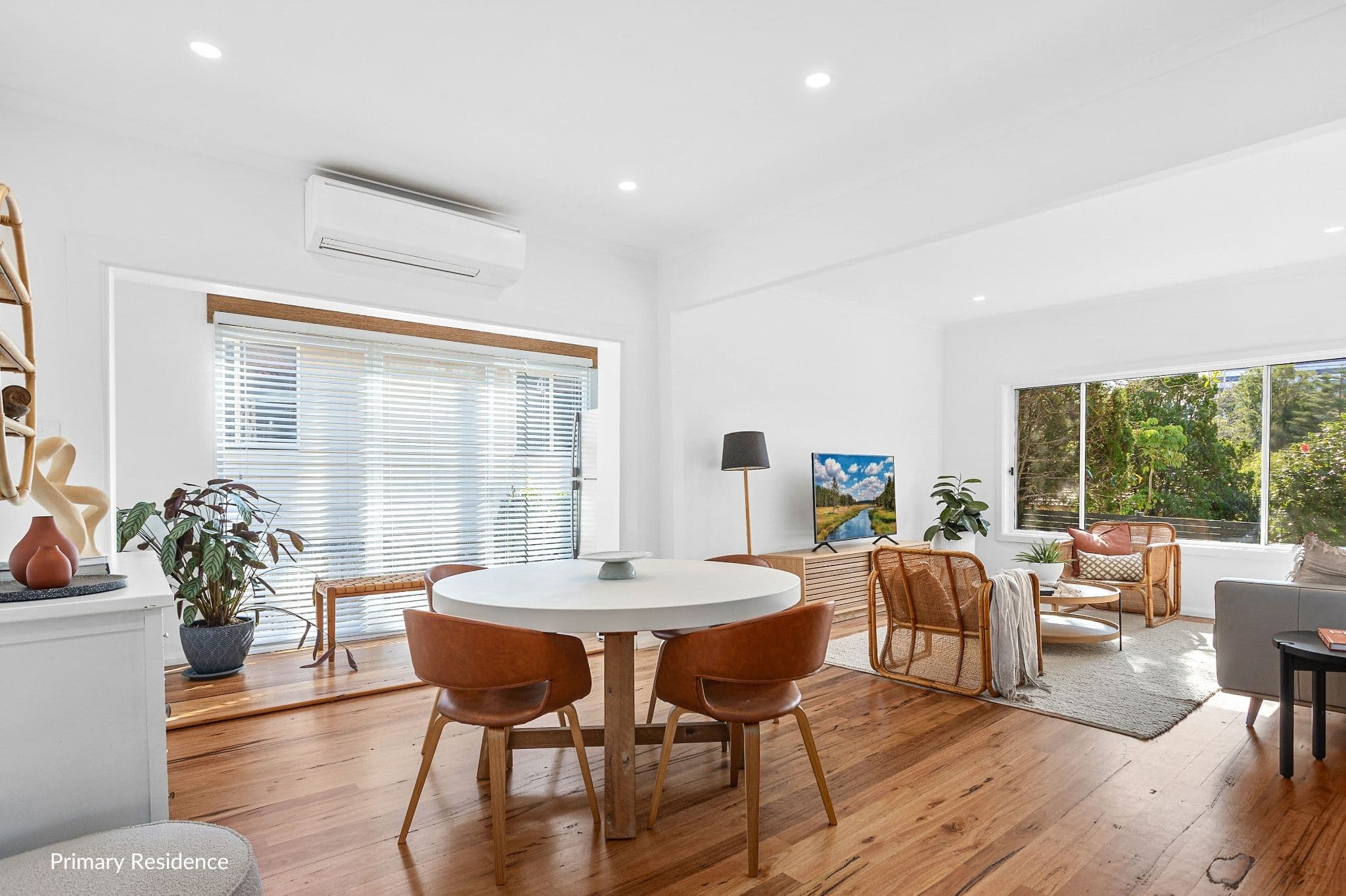 31 Rowland Avenue, Wollongong NSW 2500, Wollongong - Thumbnail 2