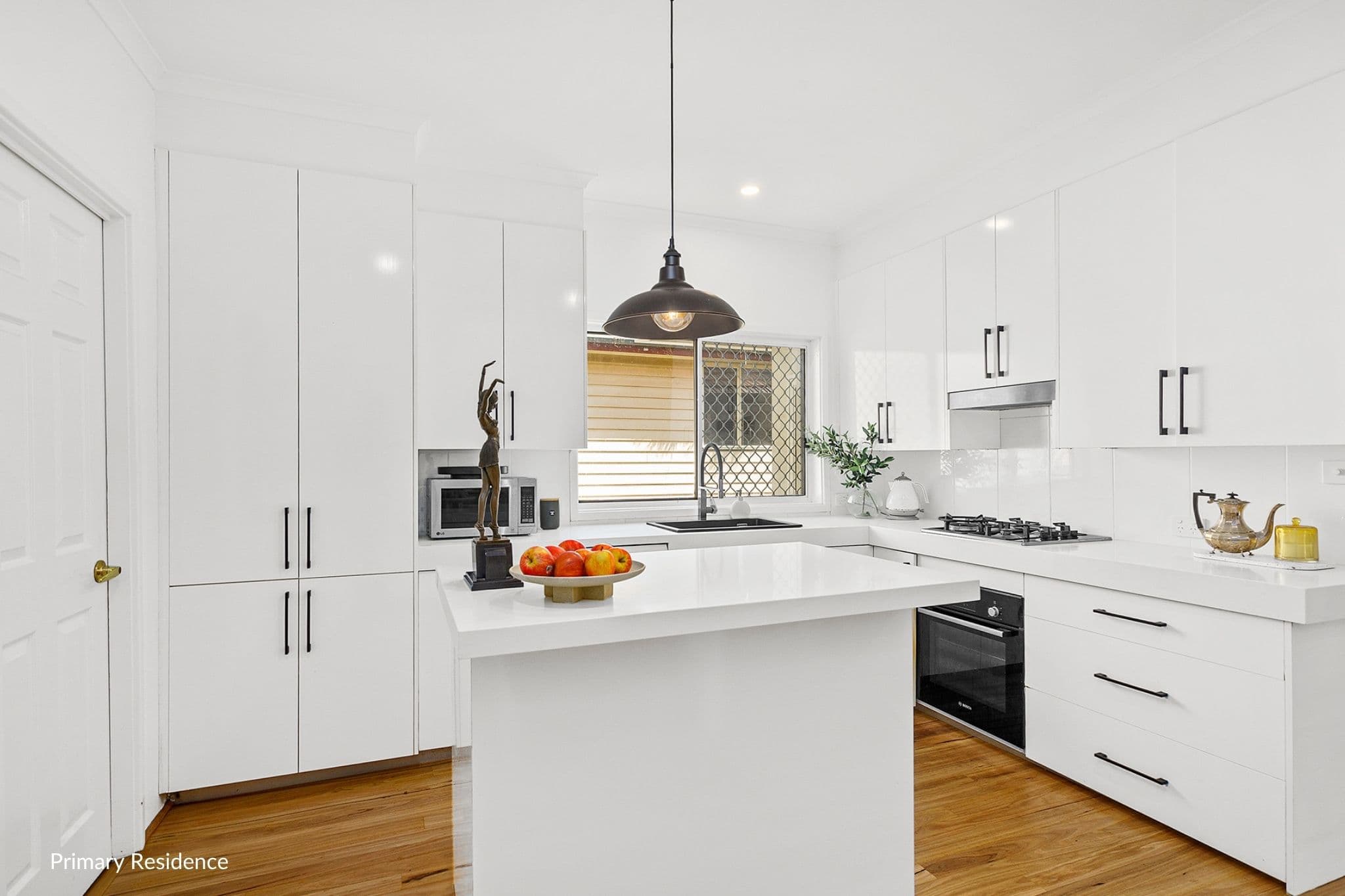 31 Rowland Avenue, Wollongong NSW 2500, Wollongong - Thumbnail 3