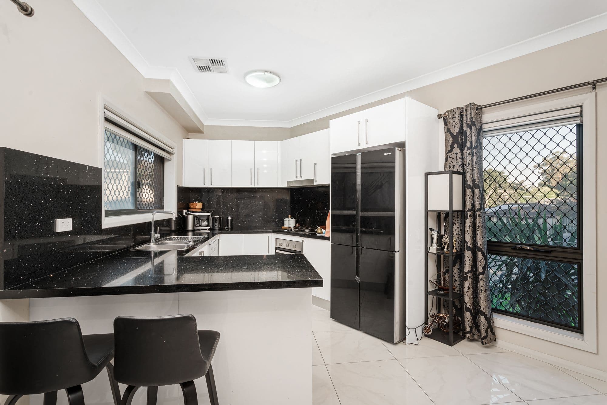 5 Fonda Place, Glendenning NSW 2761, Glendenning - Thumbnail 3