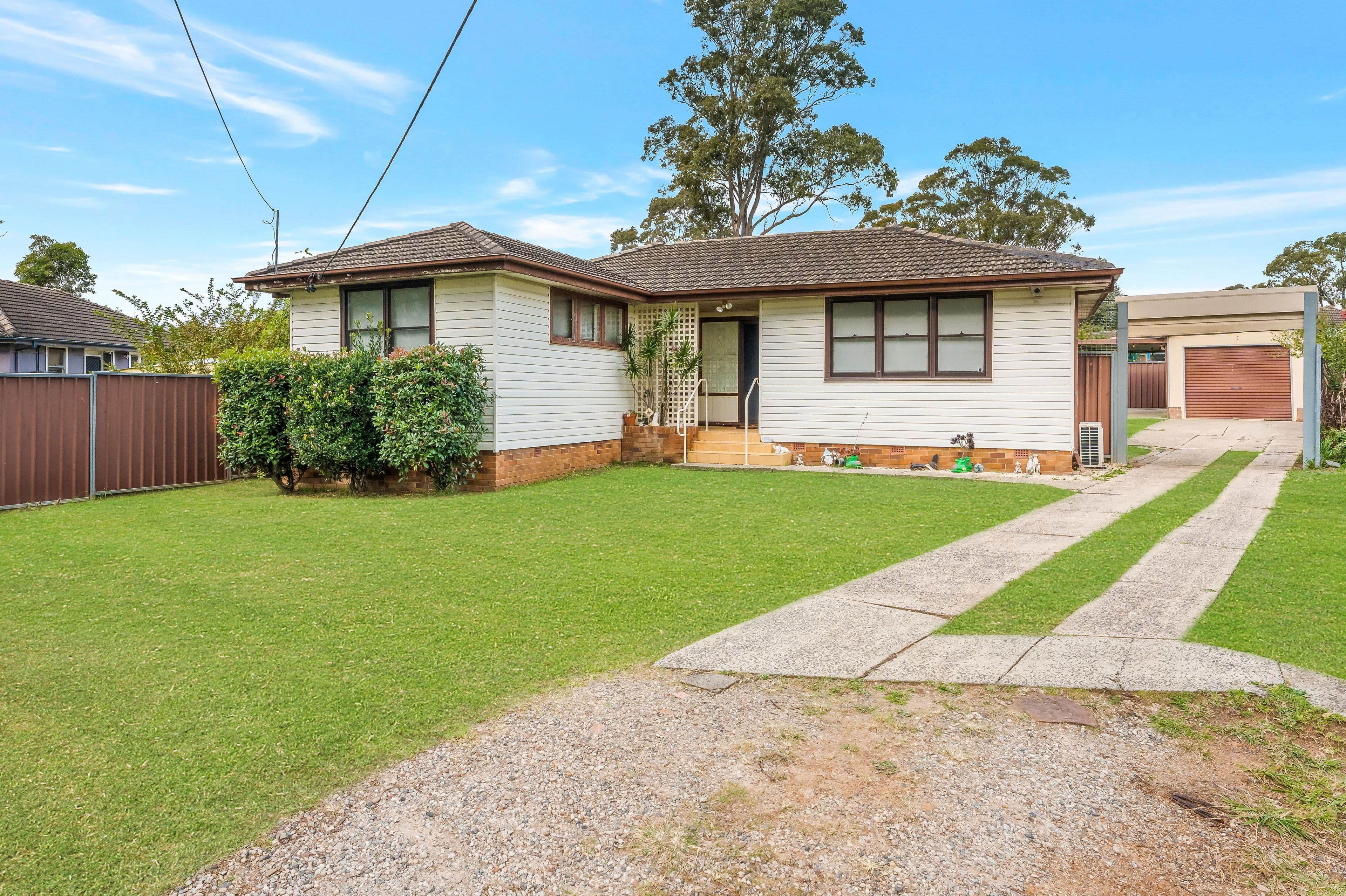 4 Calliope Place, Busby NSW 2168, Busby - Image 1