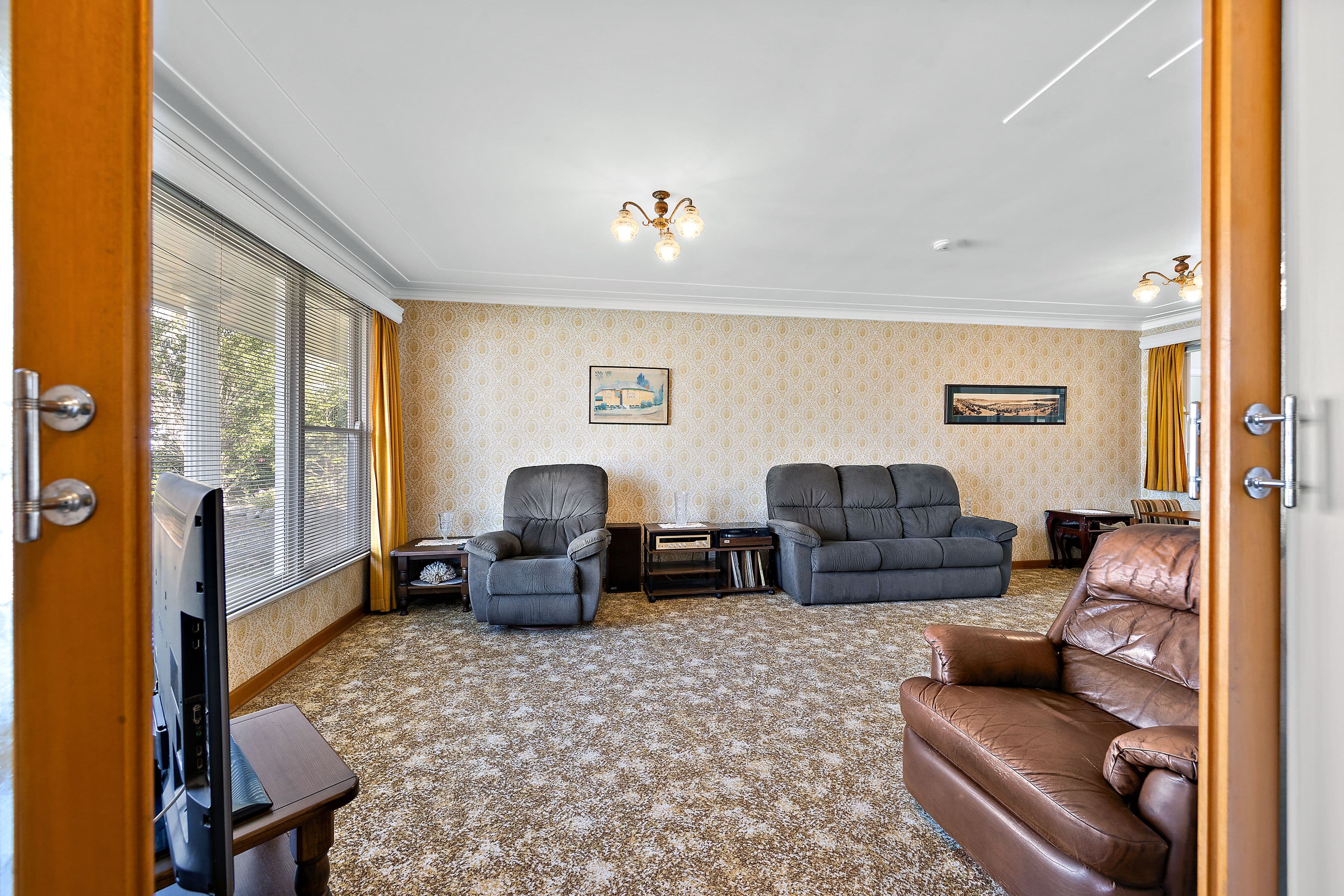 8 Madison Drive, Adamstown Heights NSW 2289, Adamstown Heights - Thumbnail 2
