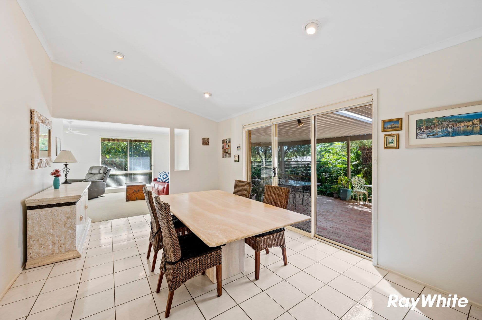3 Caley Place, Sunshine Bay NSW 2536, Sunshine Bay - Thumbnail 5