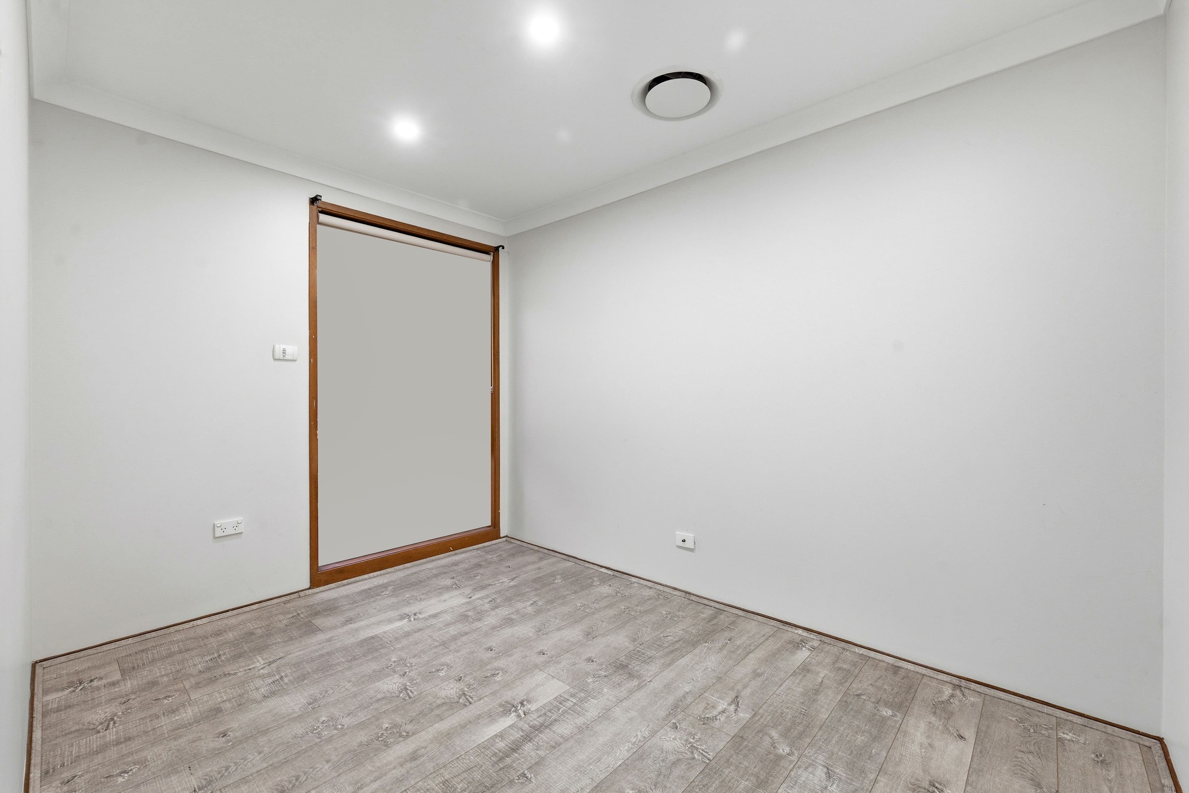 33 Rutherglen Drive, St Andrews NSW 2566, St Andrews - Thumbnail 8