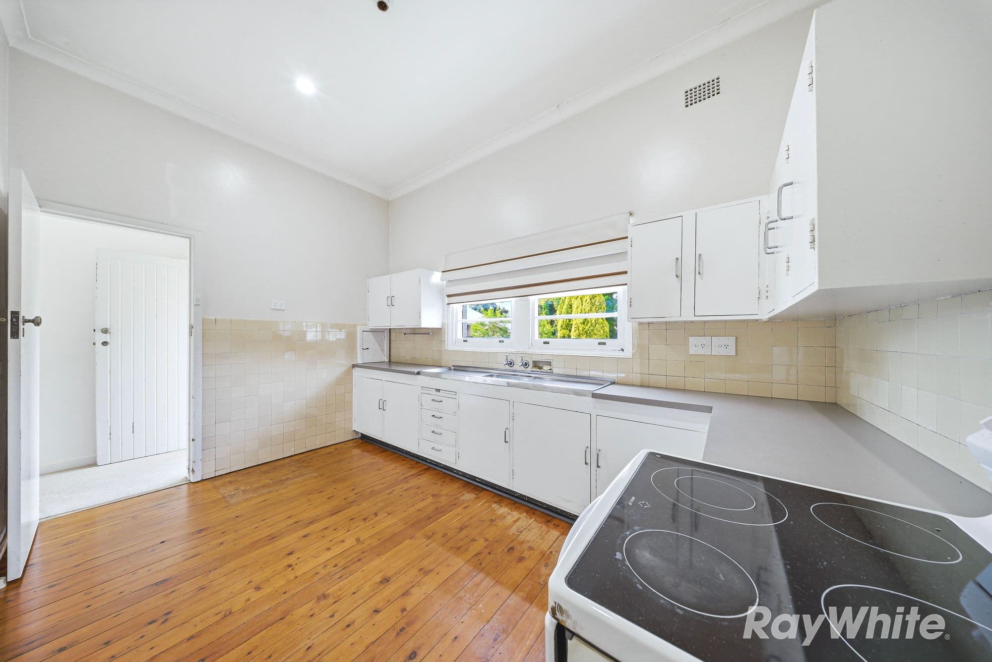 41 Roxburgh Street, Lorn NSW 2320, Lorn - Thumbnail 5