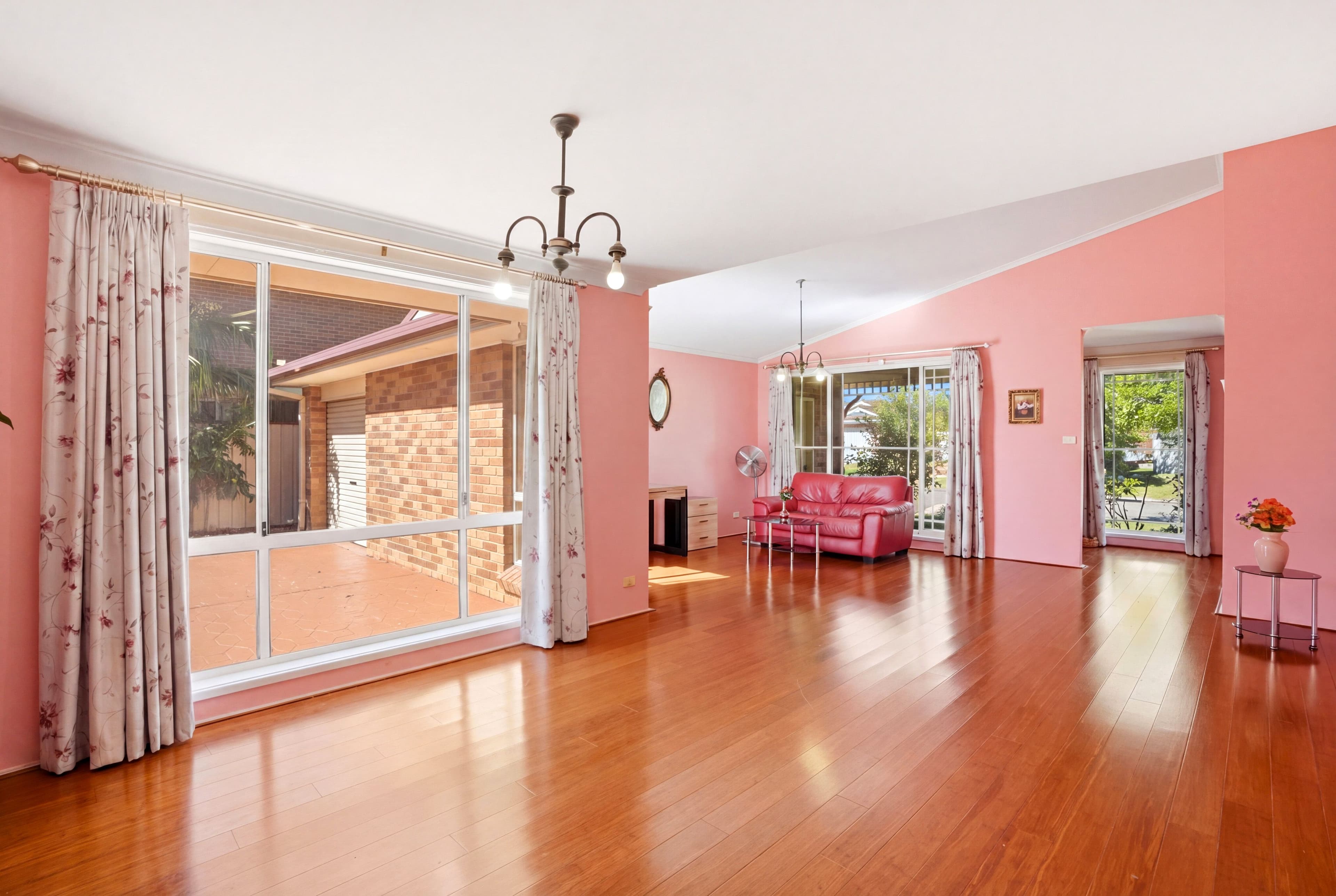 31 Castlereagh Crescent, Bateau Bay NSW 2261, Bateau Bay - Thumbnail 4