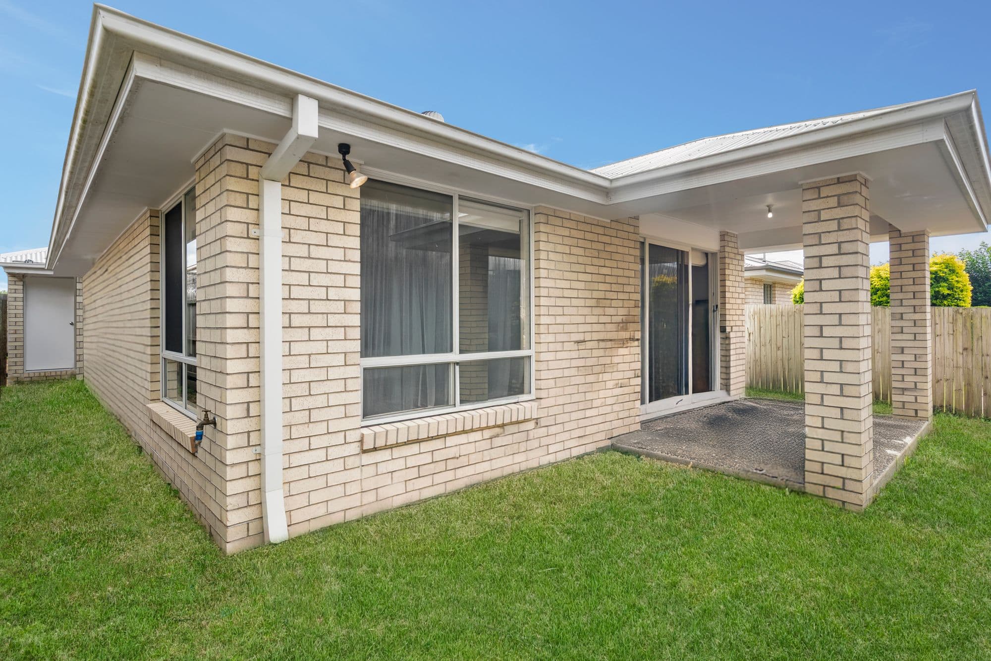 14 Stirling Circuit, REDBANK PLAINS  QLD  4301, Redbank Plains - Thumbnail 2