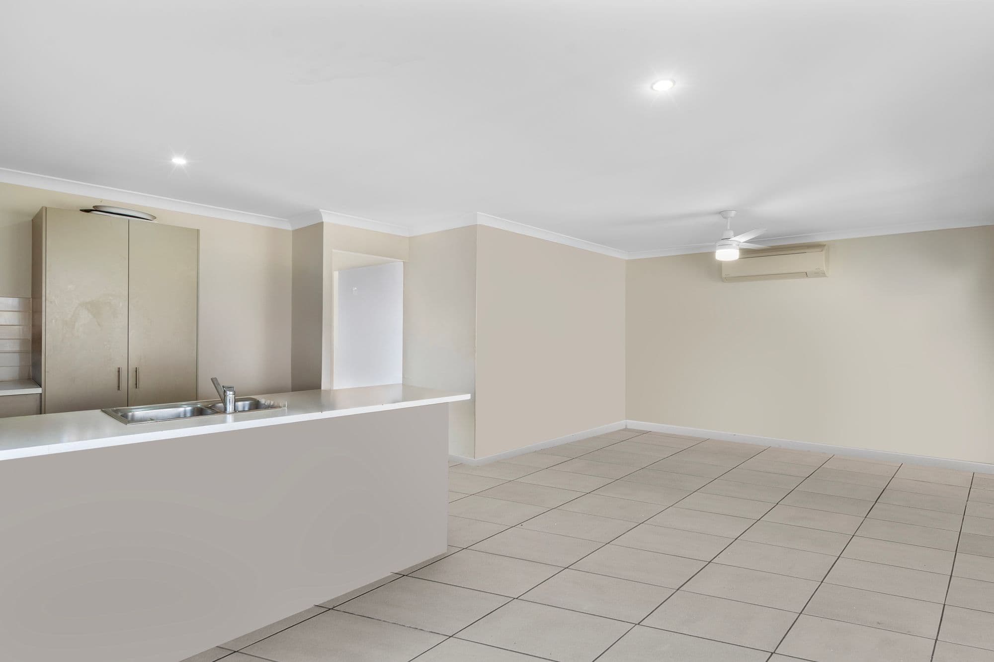 14 Stirling Circuit, REDBANK PLAINS  QLD  4301, Redbank Plains - Thumbnail 7