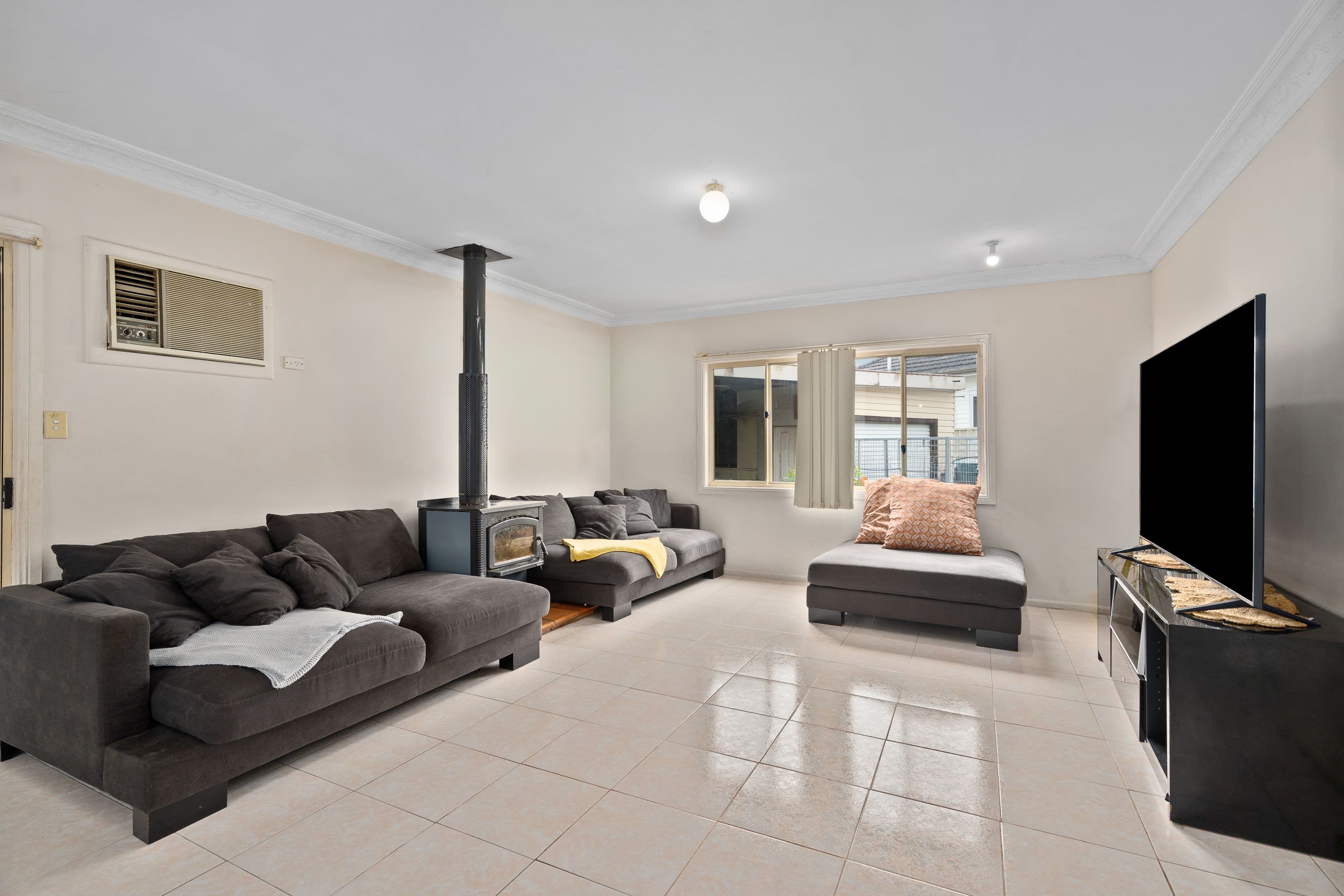 3 Slender Avenue, Smithfield NSW 2164, Smithfield - Thumbnail 3