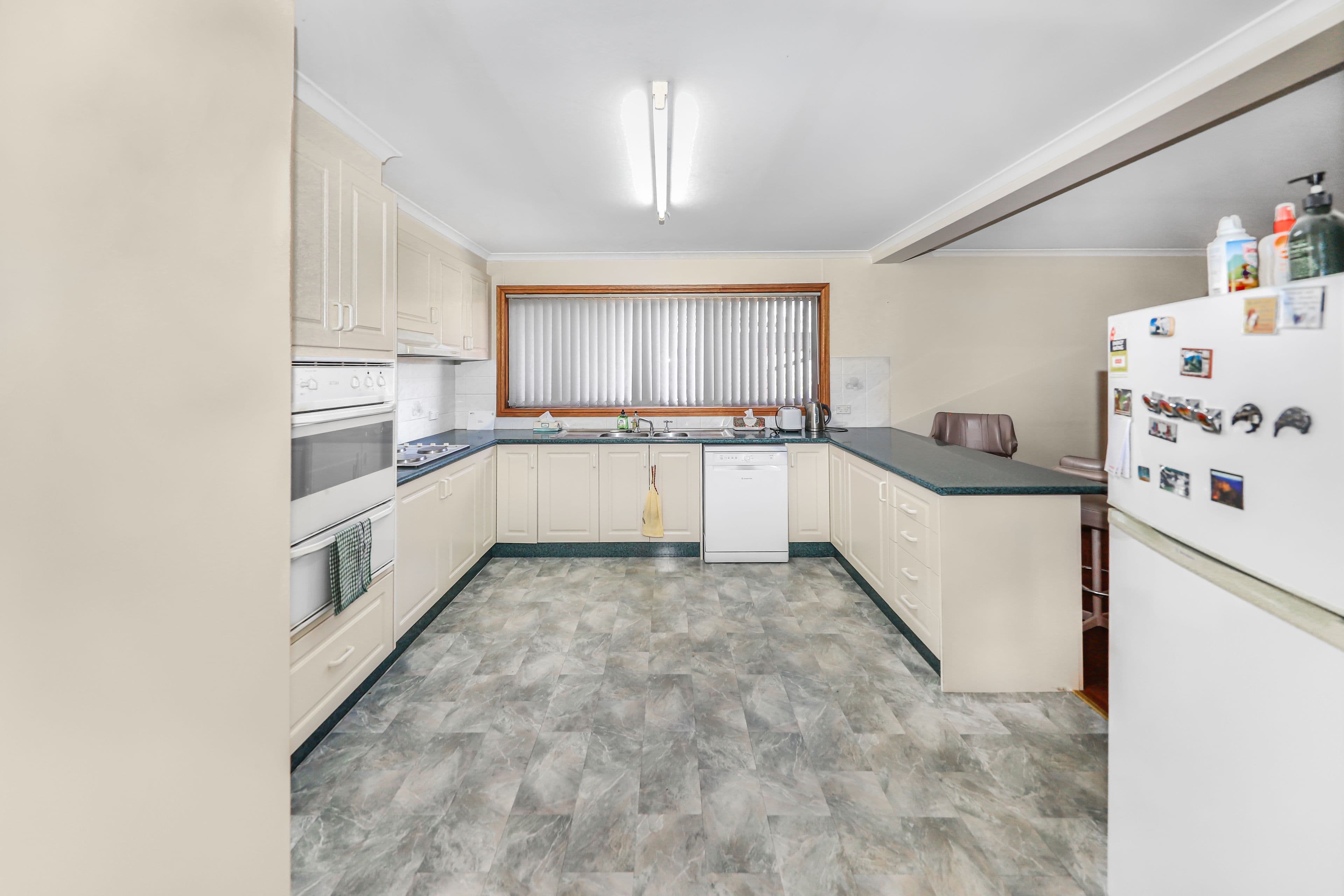 3 Bogong Avenue, Batlow NSW 2730, Batlow - Thumbnail 5