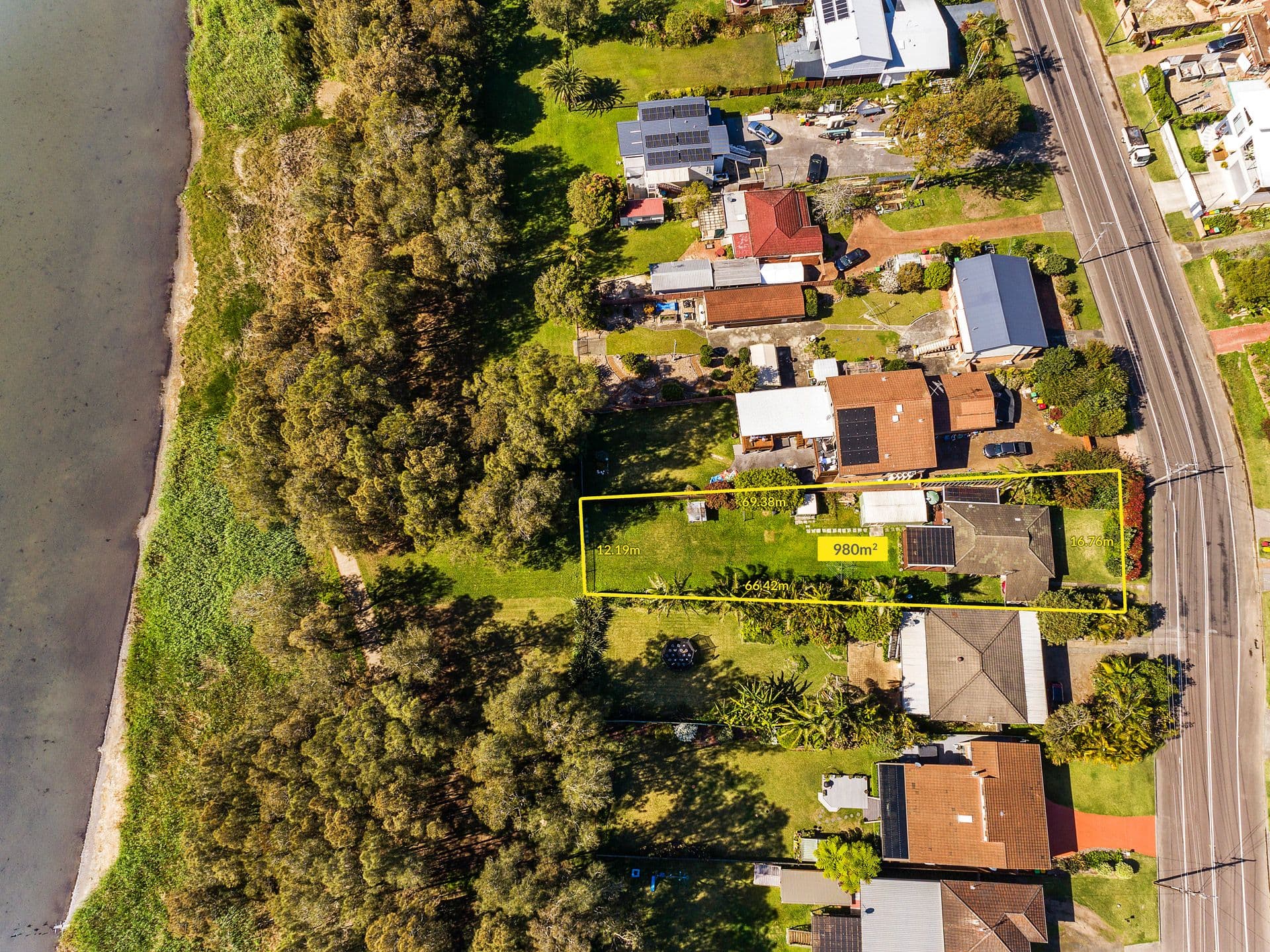 197 Lakedge Avenue, Berkeley Vale NSW 2261, Berkeley Vale - Thumbnail 2