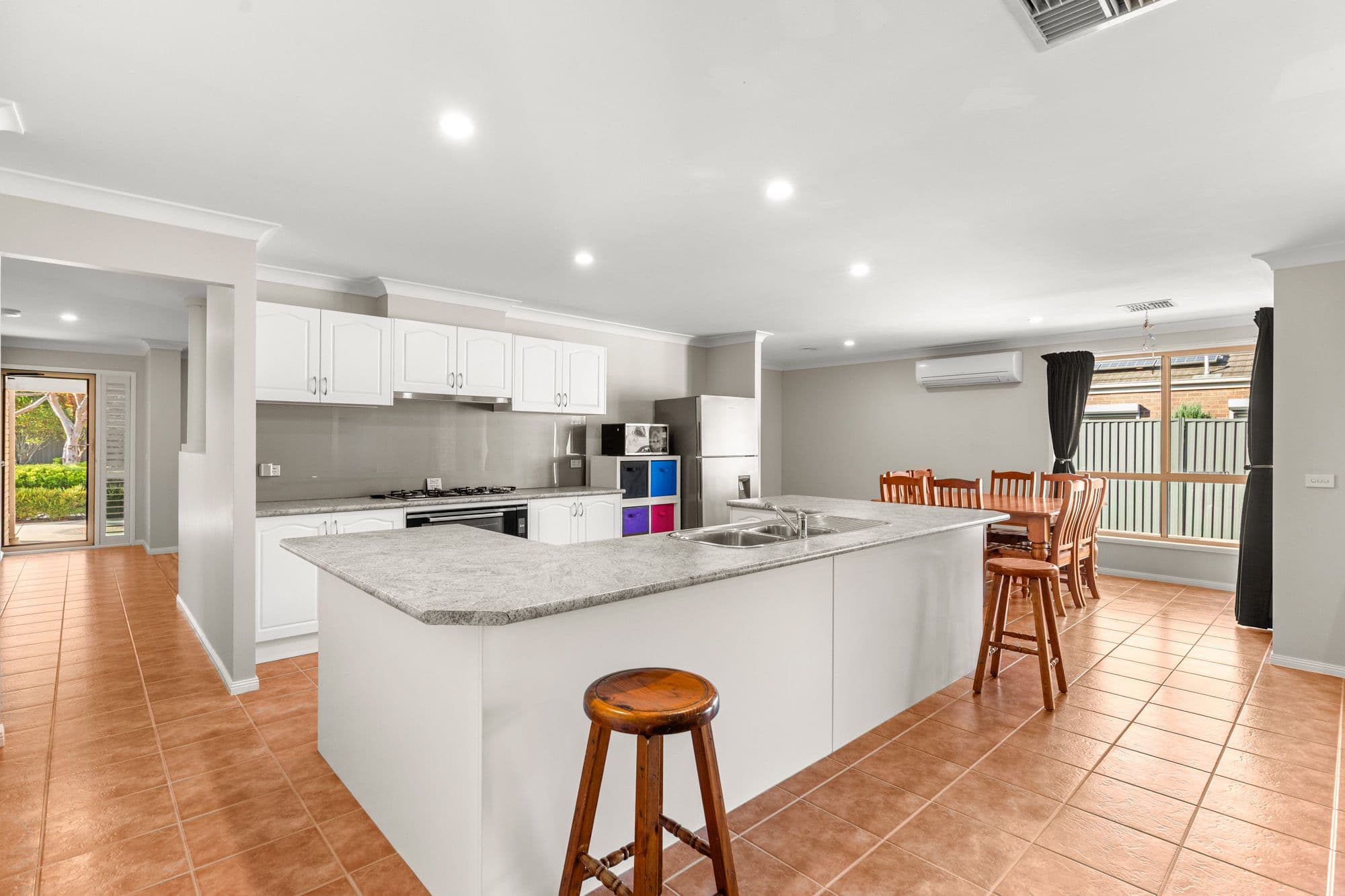 9 Burrumbeet Court, MANOR LAKES VIC 3024, Manor Lakes - Thumbnail 3