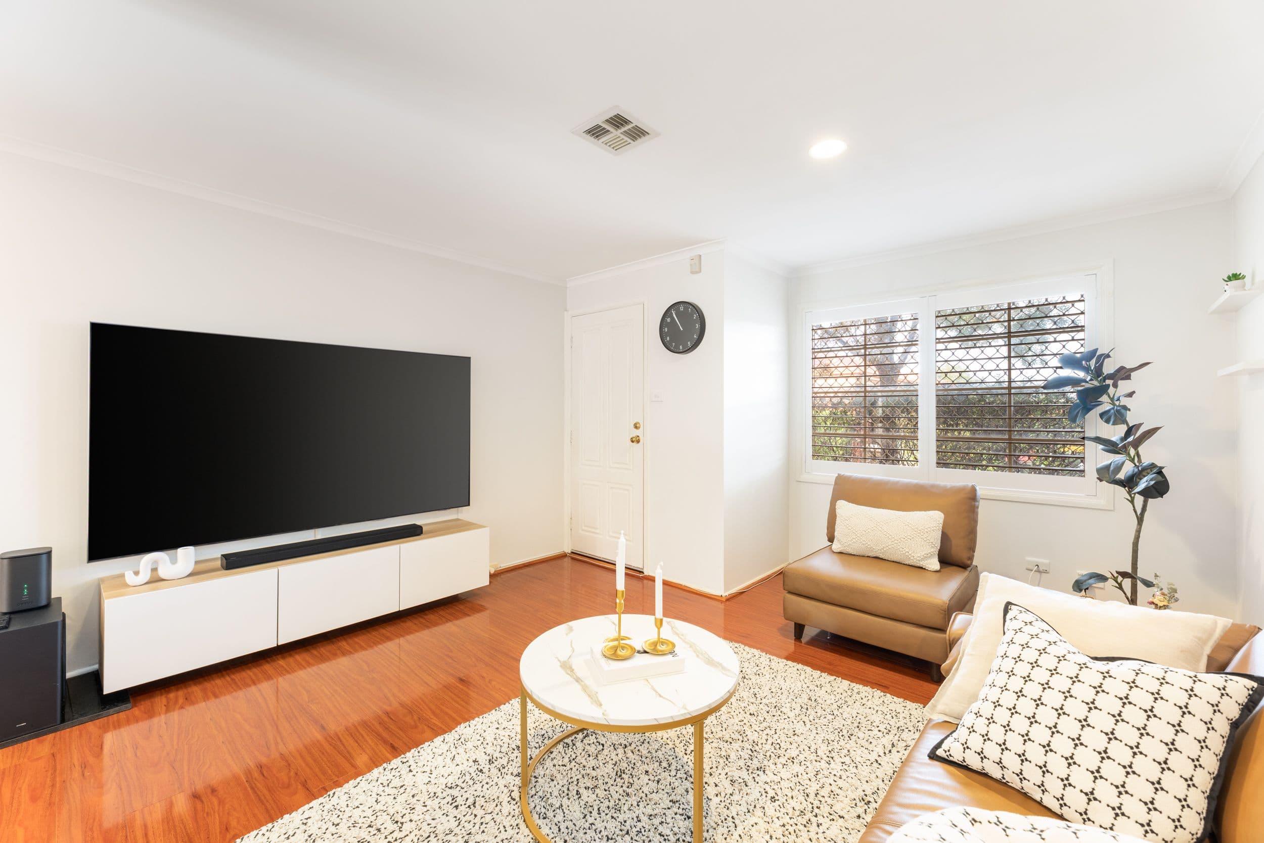 2 Oak Court, Box Hill South VIC 3128, Box Hill South - Thumbnail 3