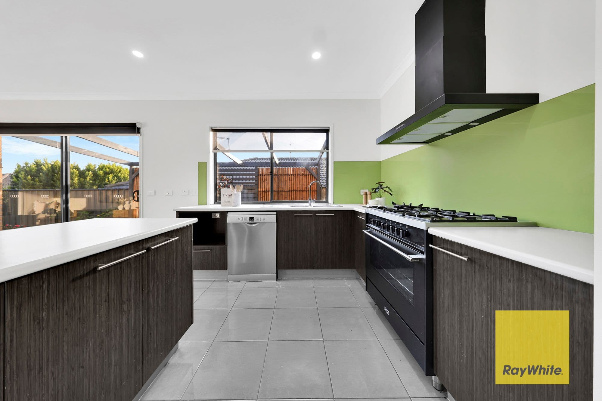 20 Mowbray Street, Mernda VIC 3754, Mernda - Thumbnail 3