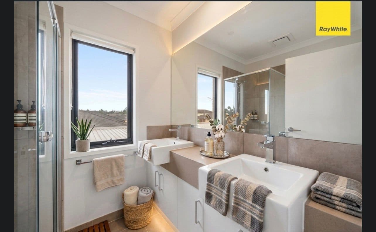 66 Fulham Crescent, THORNHILL PARK VIC 3335, Thornhill Park - Thumbnail 5
