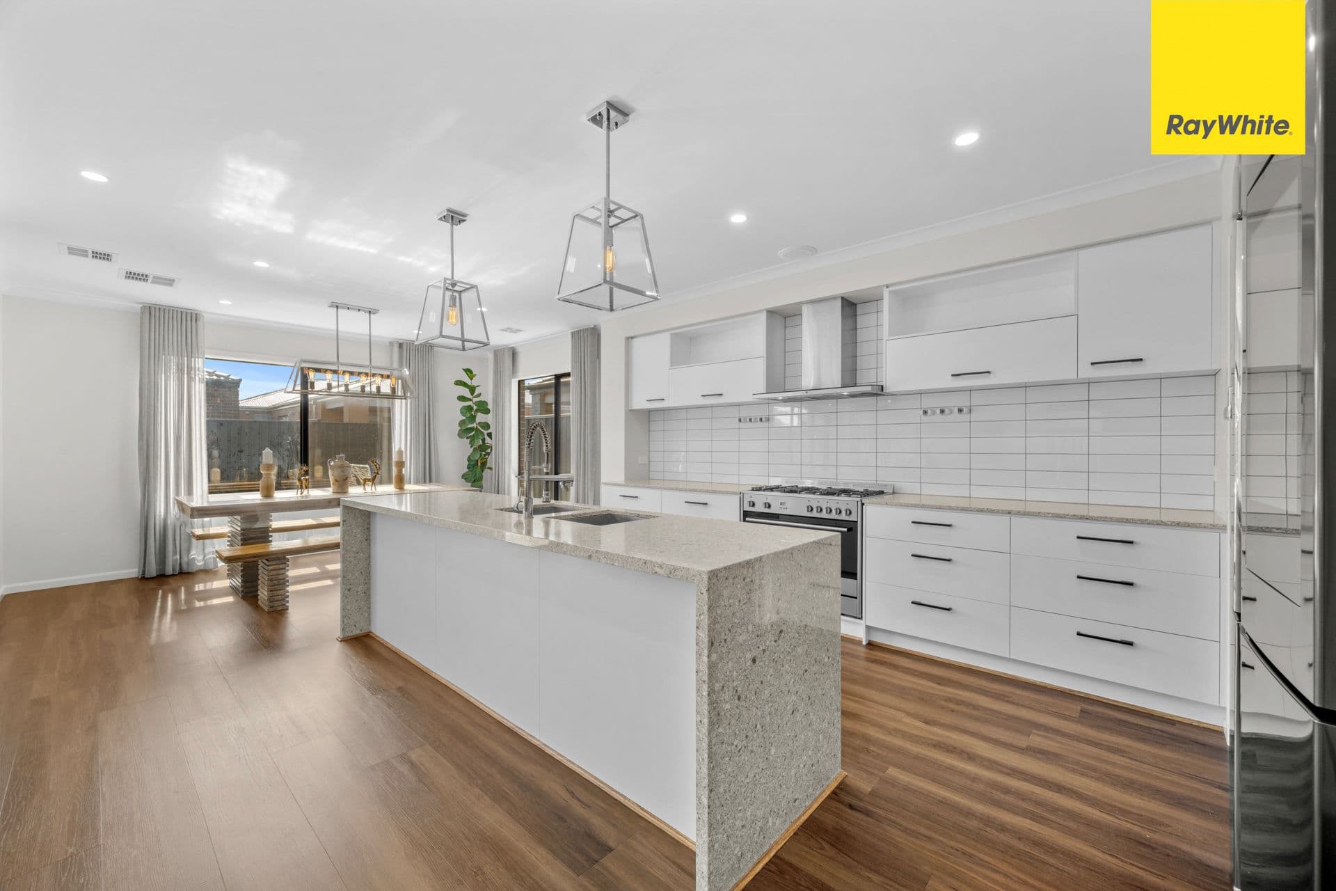 20 Tamboritha Boulevard, WEIR VIEWS VIC 3338, Weir Views - Thumbnail 7