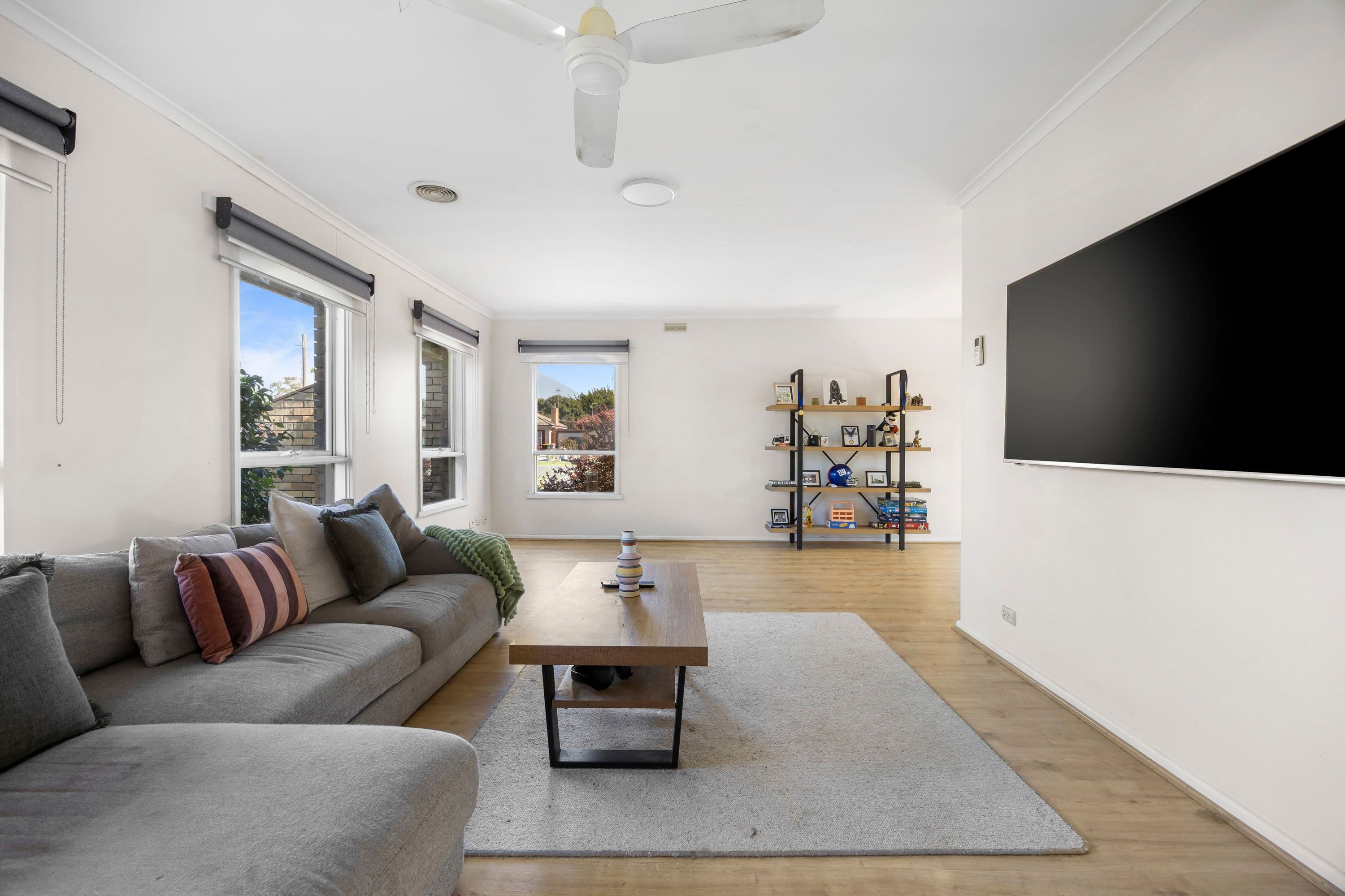 392 Forest Street, Wendouree VIC 3355, Wendouree - Thumbnail 3