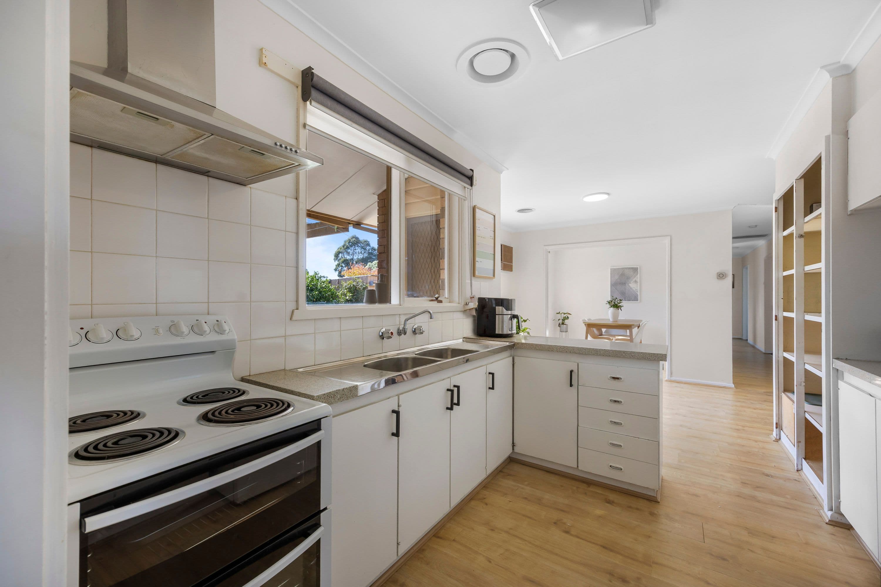 392 Forest Street, Wendouree VIC 3355, Wendouree - Thumbnail 5