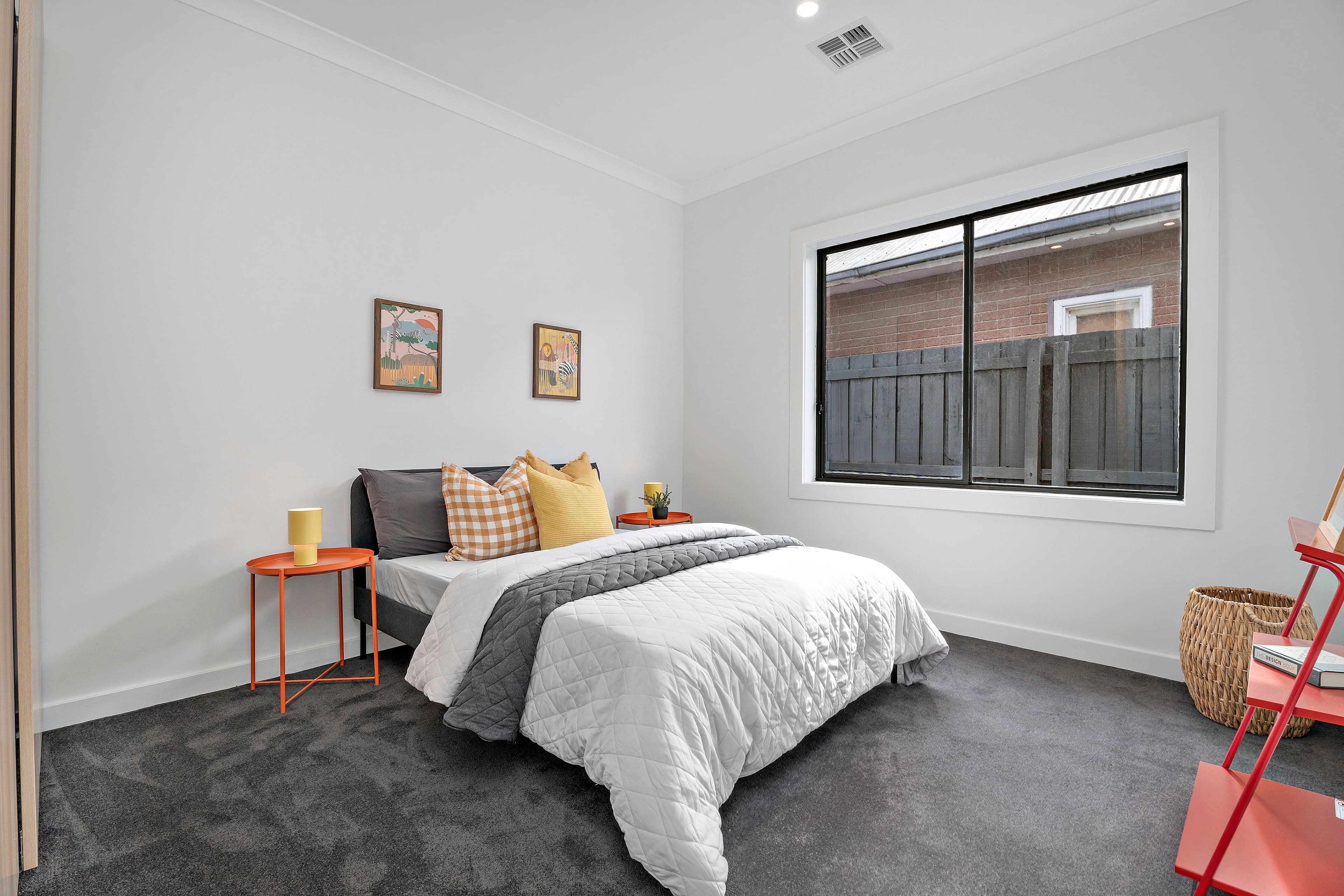 11 Dunbar Avenue, Sunshine VIC 3020, Sunshine - Thumbnail 7