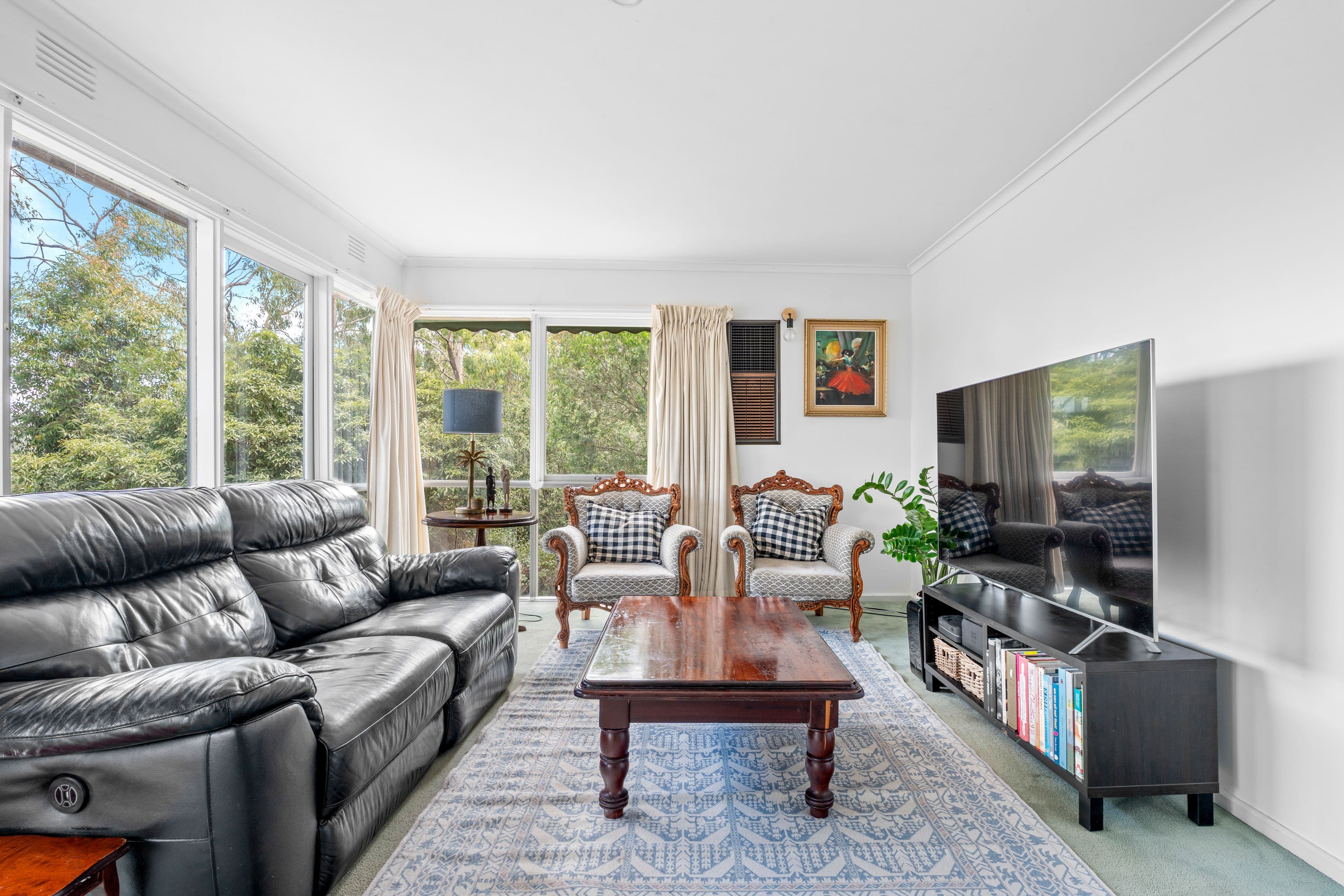 19 Piper Crescent, Eltham VIC 3095, Eltham - Thumbnail 3