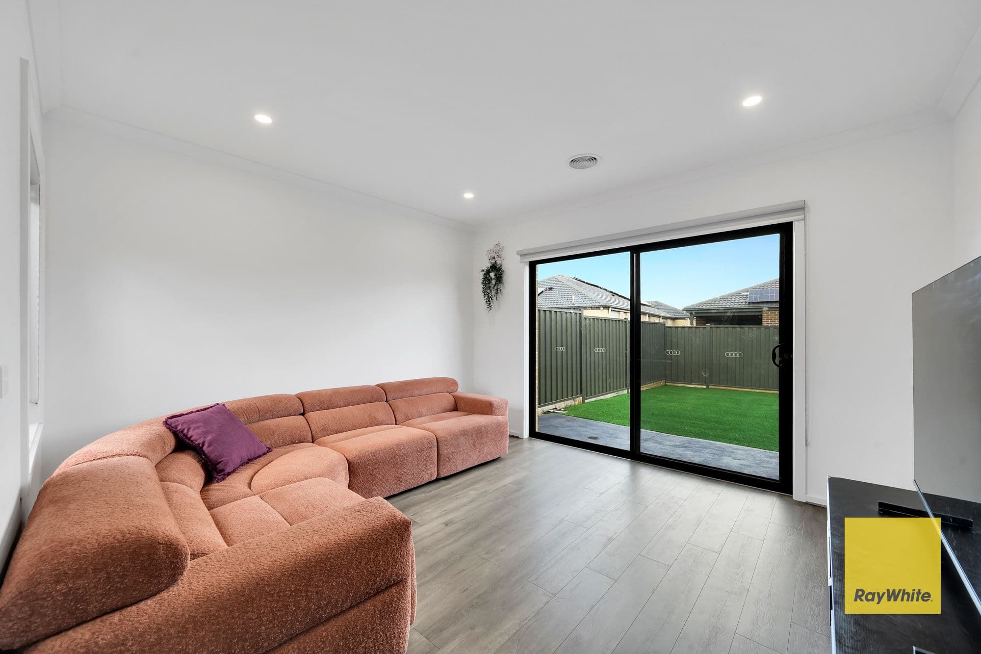17 Leeton Street, Strathtulloh VIC 3338, Strathtulloh - Thumbnail 8